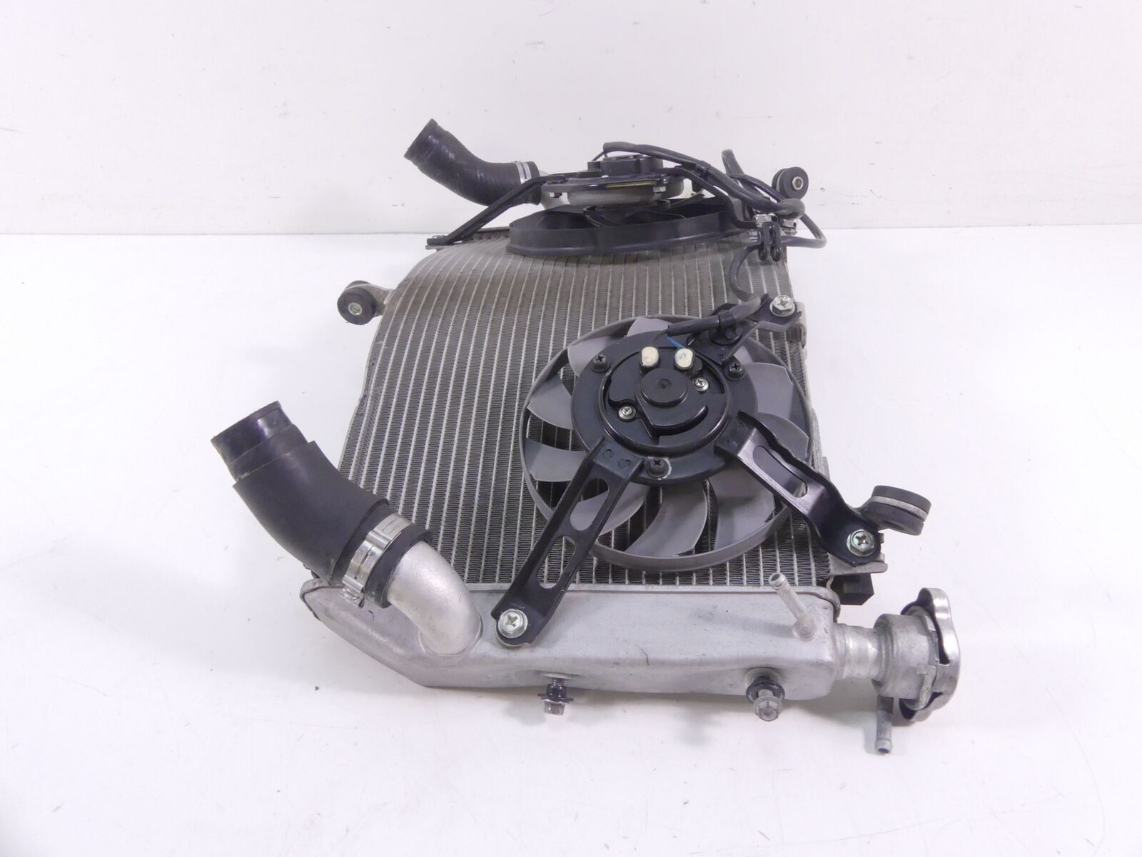 2015 Yamaha YZF-R1M Radiator Cooler Fan & Hoses Set - Read 2CR-12461-00 ...