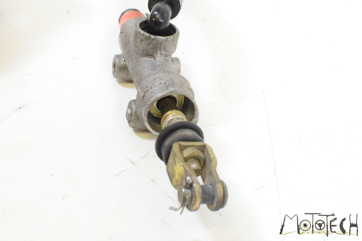 2005 Kawasaki ZZR1200 ZX1200 Rear Brake Master Cylinder 43015-1696 {{ shop.shopifyCountryName }} - Mototech271