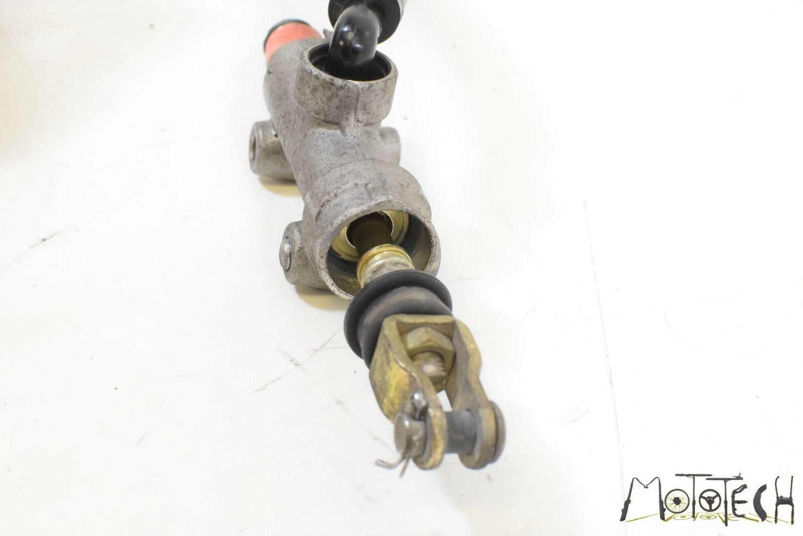 2005 Kawasaki ZZR1200 ZX1200 Rear Brake Master Cylinder 43015-1696 {{ shop.shopifyCountryName }} - Mototech271