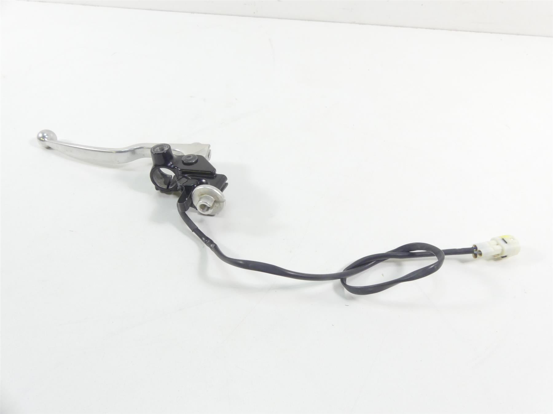 2019 Aprilia Tuono V4 RR Factory Clutch Perch & Lever Set 2B003553 {{ shop.shopifyCountryName }} - Mototech271