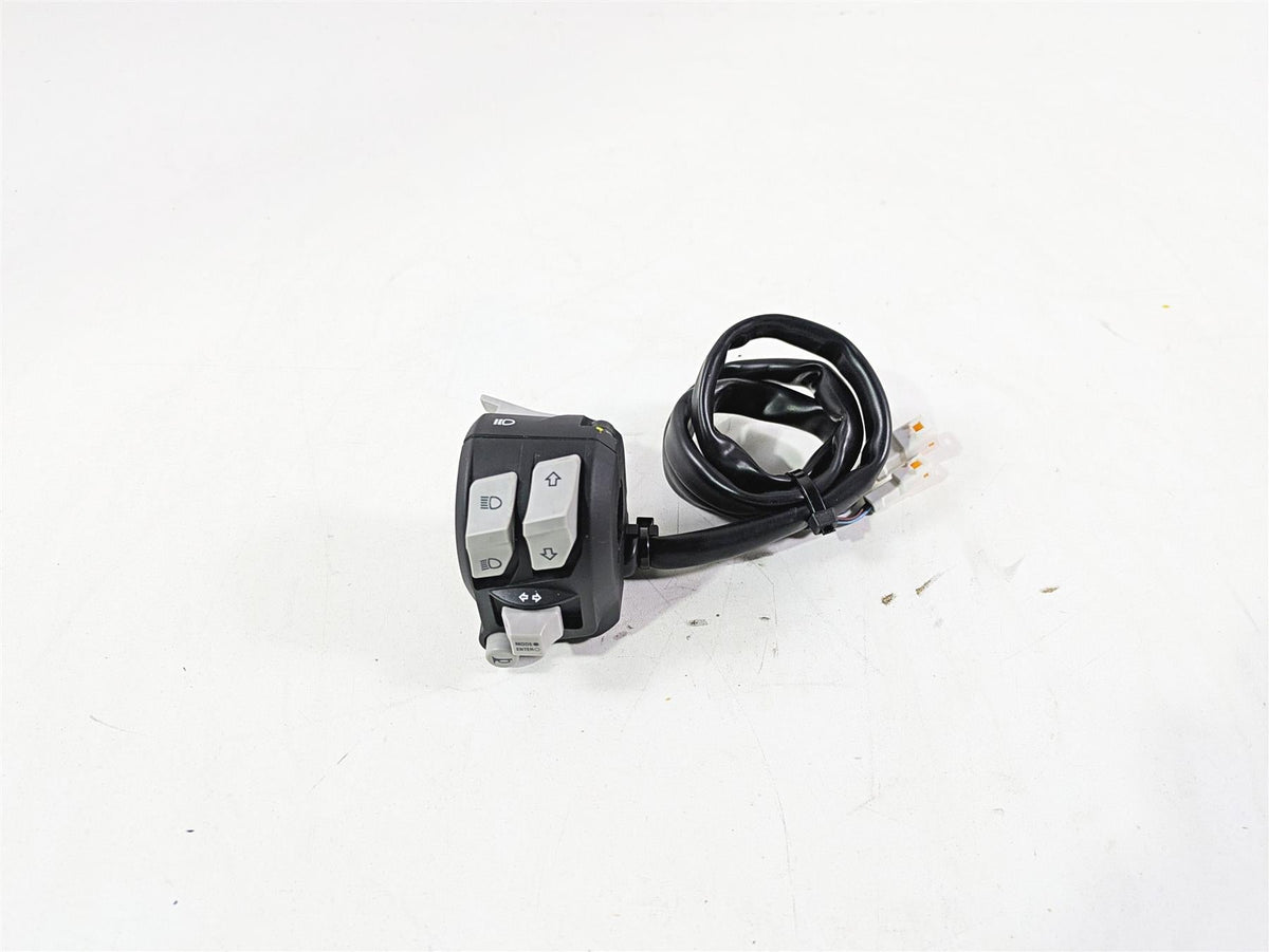 2022 Ducati Scrambler Desert Sled Left Hand Turn Signal Control Switch 65110271C {{ shop.shopifyCountryName }} - Mototech271