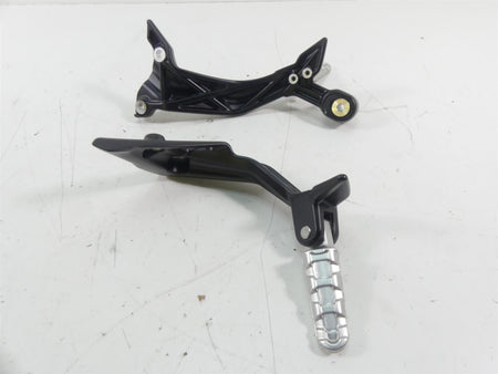 2019 Indian Motorcycle Co. FTR1200 Rear Passenger Footpeg Set 5142146 5142145 {{ shop.shopifyCountryName }} - Mototech271