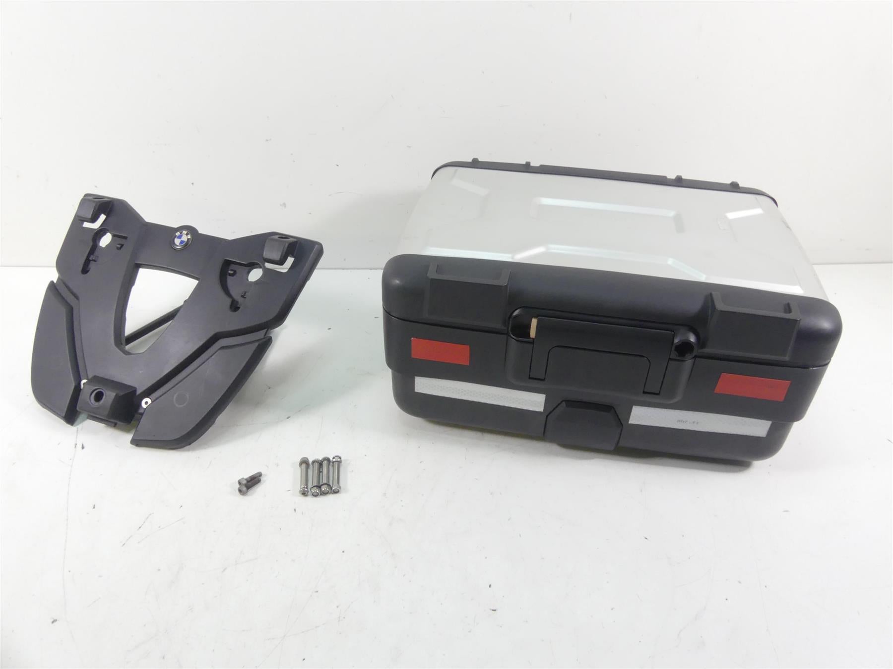 2008 BMW R1200GS K25 Rear Trunk Top Case Luggage Box & Mount 71607660564