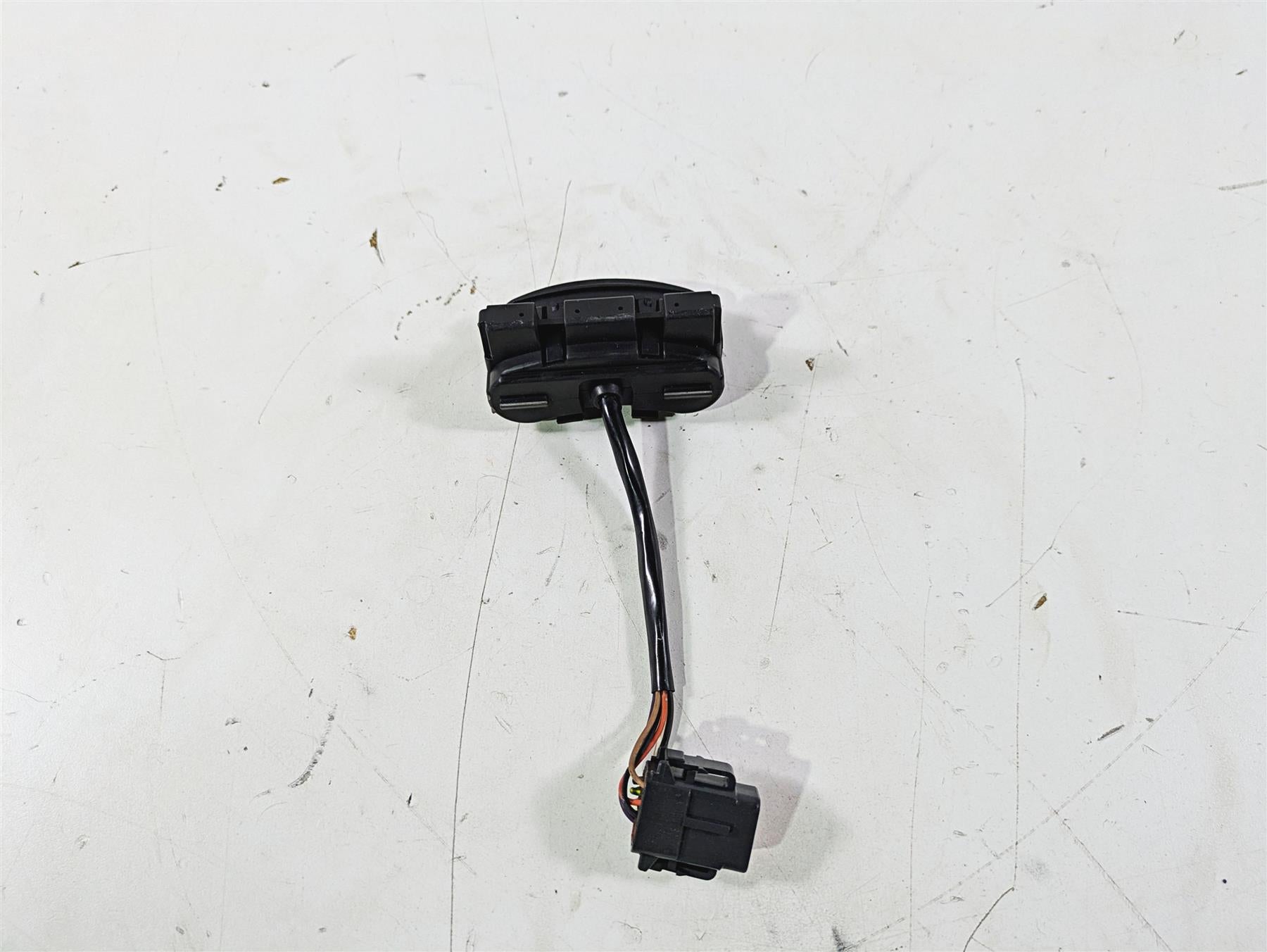 2003 Harley Softail FXSTDI Deuce 100th Indicator Instrument Lights 68892-00A {{ shop.shopifyCountryName }} - Mototech271