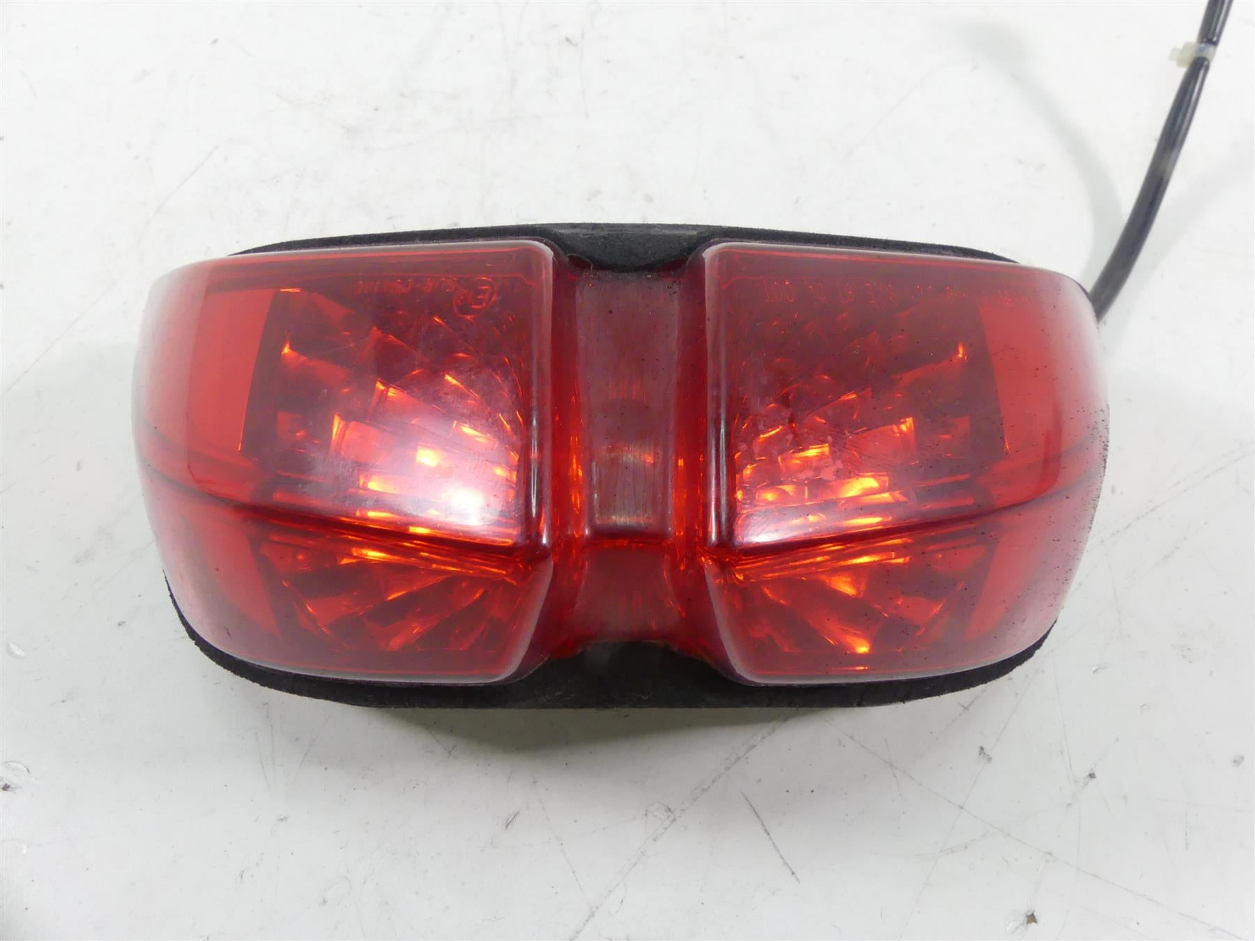 2007 Yamaha FZ1 Fazer Taillight Tail Stop Brake Light 2D1-84710-00-00 {{ shop.shopifyCountryName }} - Mototech271