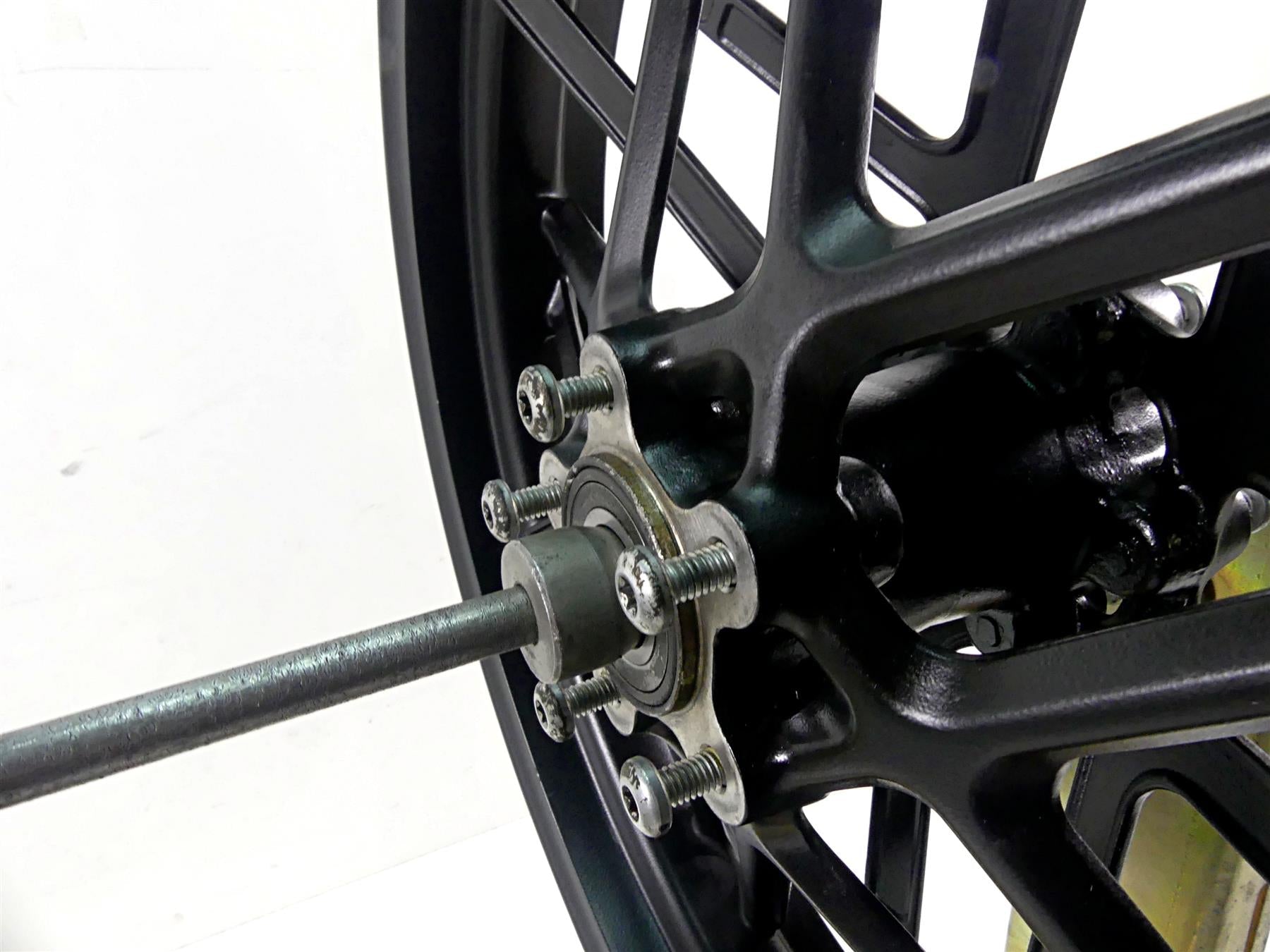 2017 Harley XL1200 CX Sportster Roadster Straight 19x3 Front Wheel Rim 43300416 {{ shop.shopifyCountryName }} - Mototech271