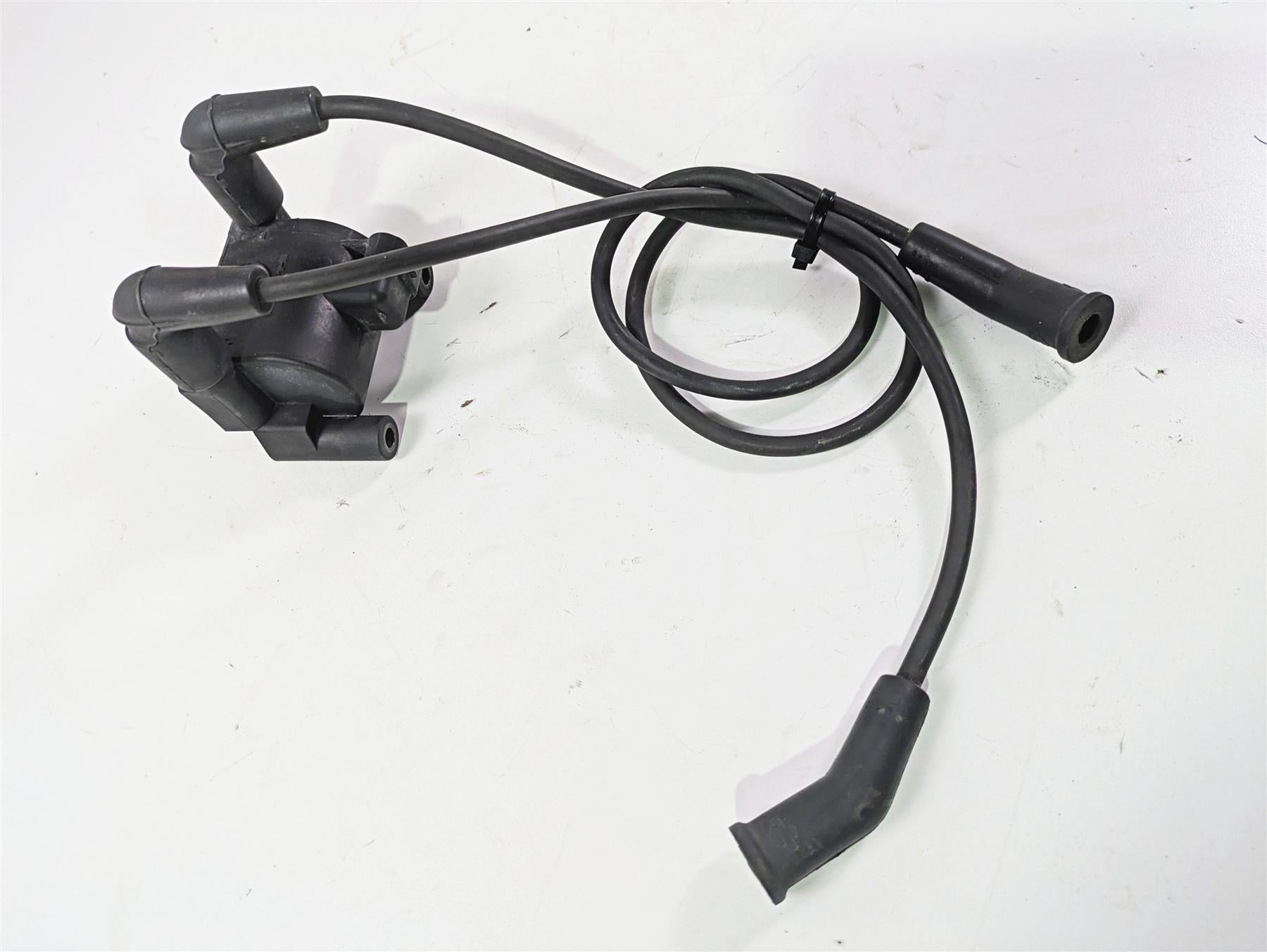 2010 Harley Touring FLHXSE CVO Street Glide Ignition Coil Wires Plugs 31696-07A {{ shop.shopifyCountryName }} - Mototech271
