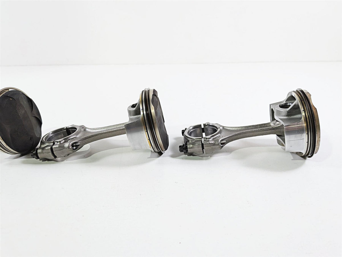 2017 BMW S1000RR K46 All 4 Piston & Connecting Rod Set 11258536333 {{ shop.shopifyCountryName }} - Mototech271