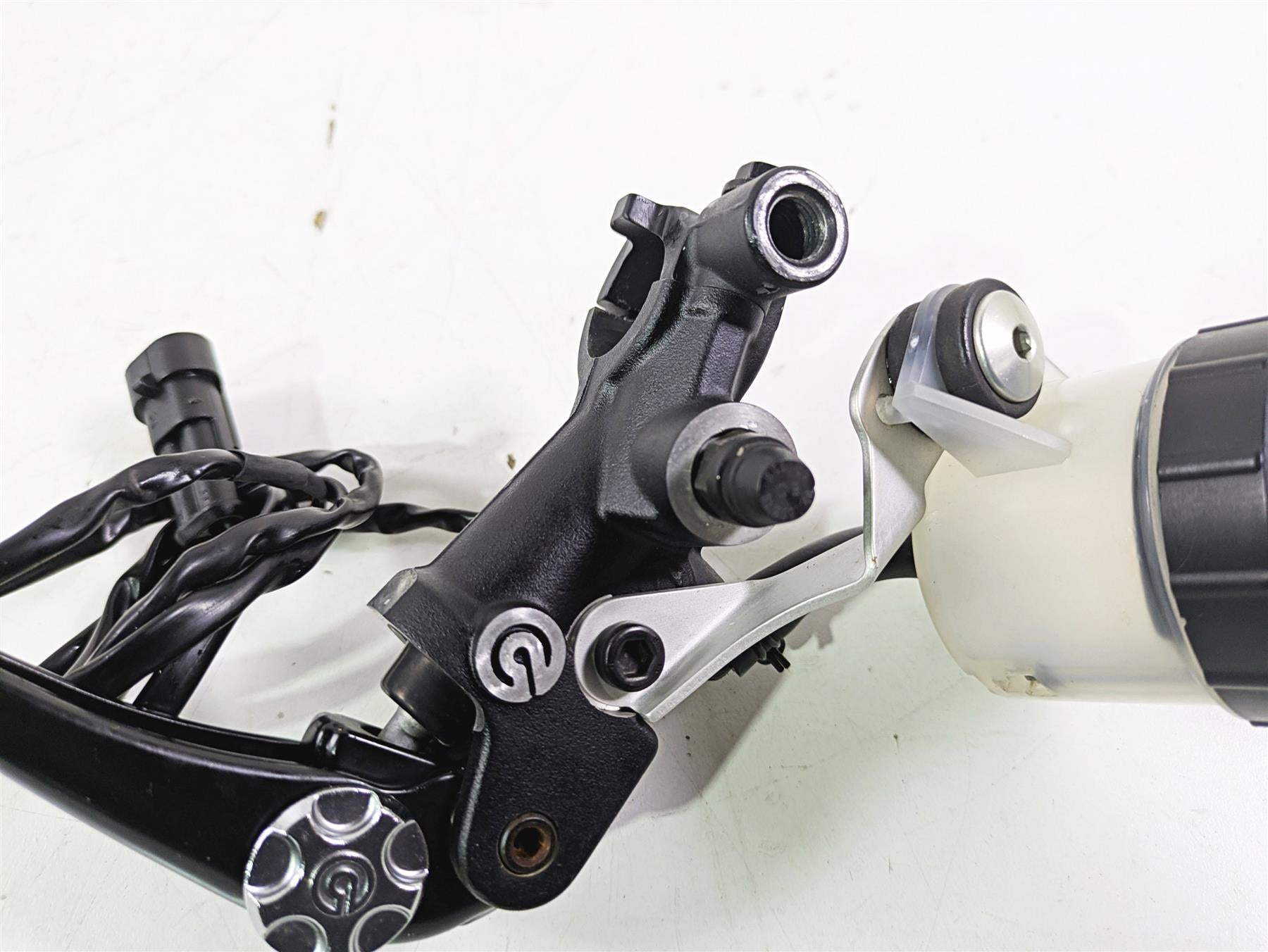 2018 KTM 1290 Super Adv S Front Radial Brembo Brake Pump & Lever 6201310110030 {{ shop.shopifyCountryName }} - Mototech271