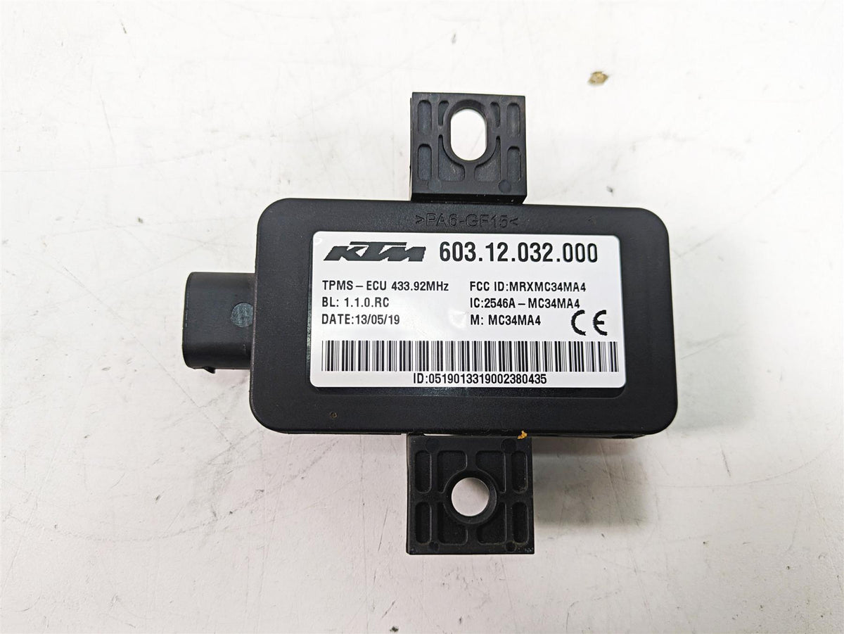 2020 KTM 1290 Super Adventure R Tire Pressure Module & Rear Sensor 60312032000 {{ shop.shopifyCountryName }} - Mototech271