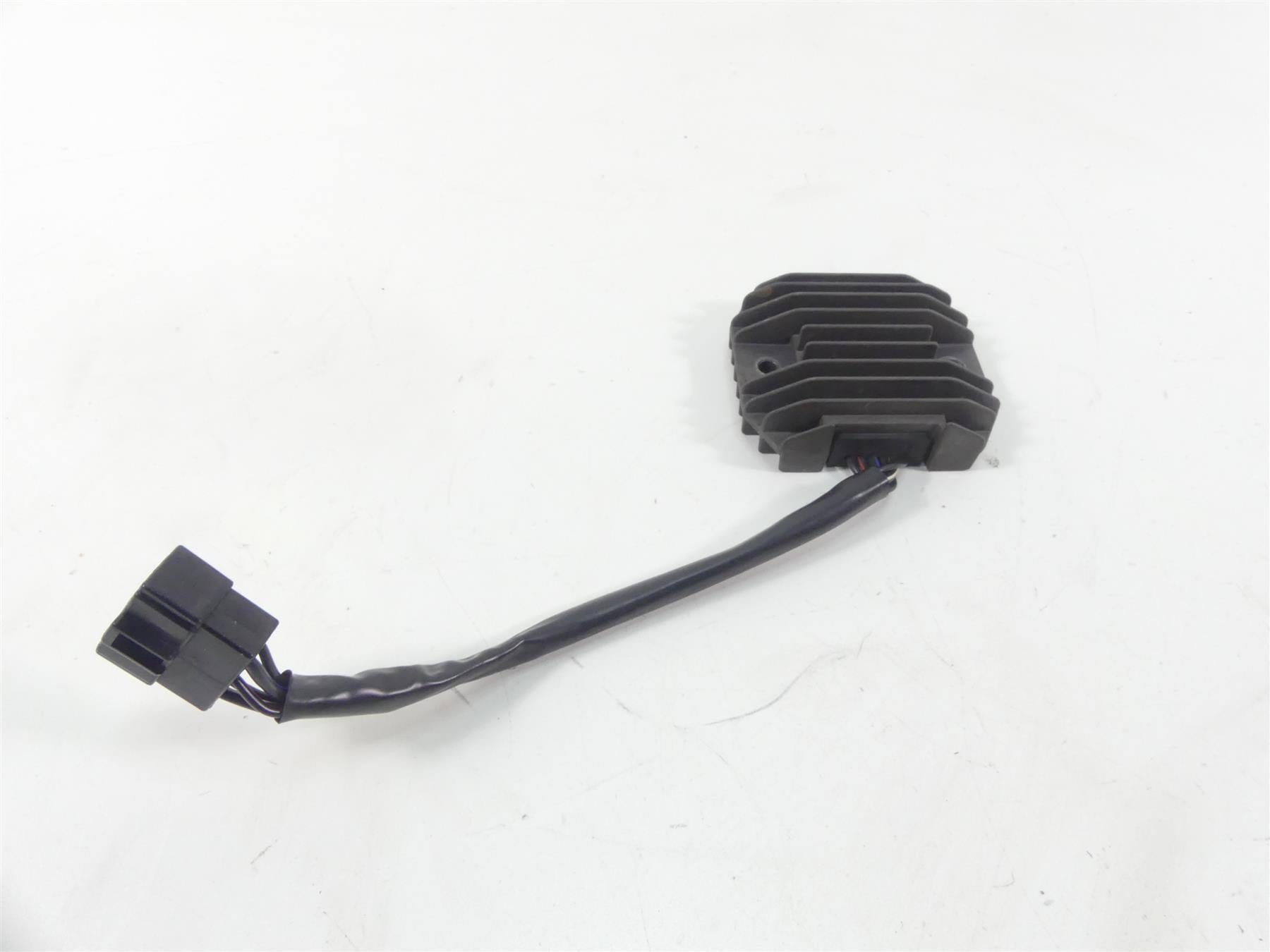 1998 Kawasaki VN800 Vulcan Rectifier Voltage Regulator SH650-12 21066-1099 {{ shop.shopifyCountryName }} - Mototech271