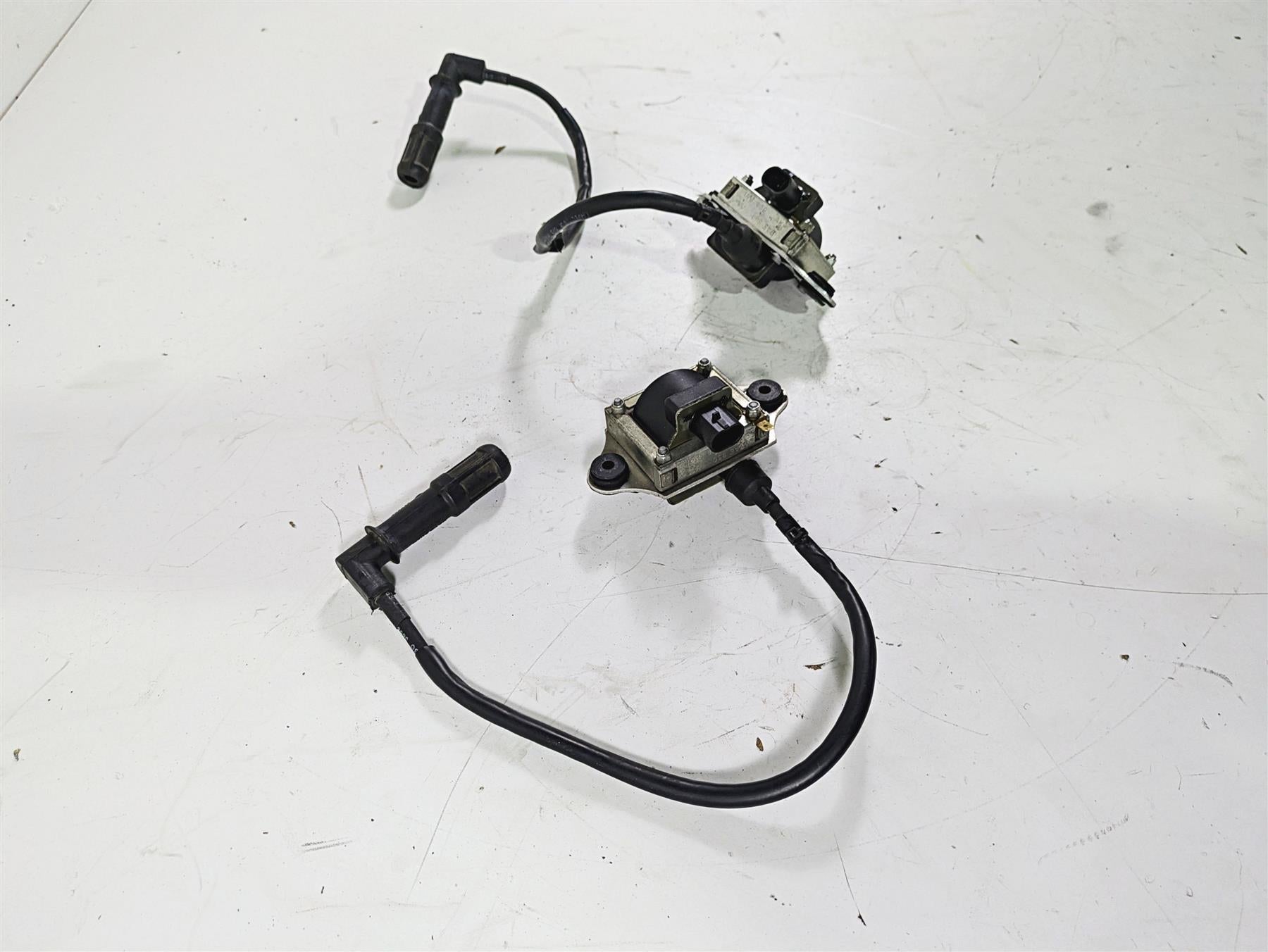 2016 Moto Guzzi Stelvio 1200 8V NTX Ignition Coil Wires Plugs Set GU30716500 {{ shop.shopifyCountryName }} - Mototech271