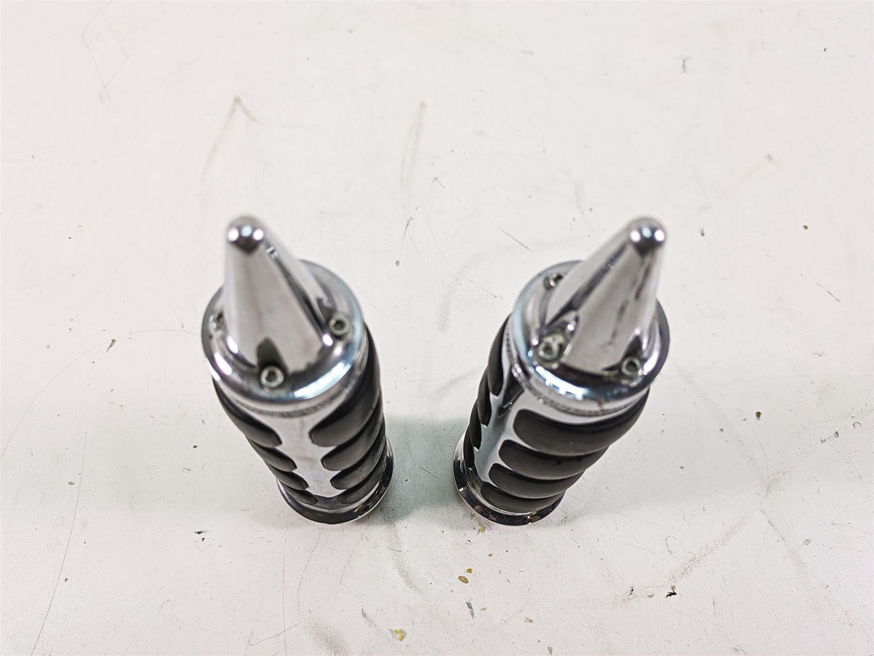 2011 Harley Touring FLTRU Road Glide Aftermarket Spike Hand Grip Set {{ shop.shopifyCountryName }} - Mototech271
