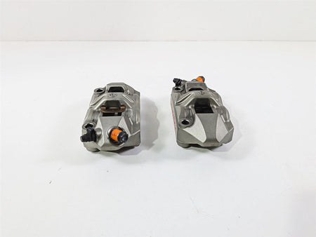 2019 Triumph Speed Triple RS 1050 Brembo Front Brake Caliper M4 100mm T2023540 {{ shop.shopifyCountryName }} - Mototech271