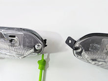 Load image into Gallery viewer, 2023 Suzuki GSX1300 RR Hayabusa Front Turn Signal Indicator Set Read 35601-10L02
