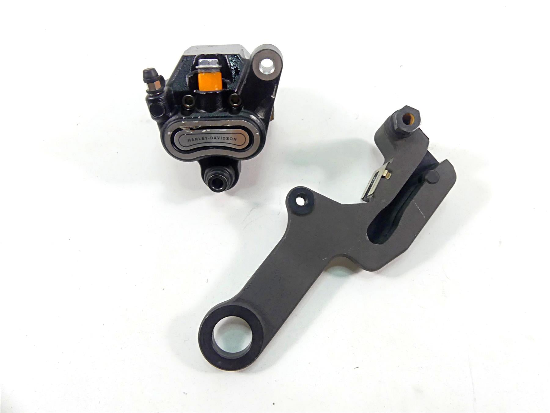 2020 Harley Softail FXST Standard Rear Brake Caliper & Bracket 41300192 {{ shop.shopifyCountryName }} - Mototech271