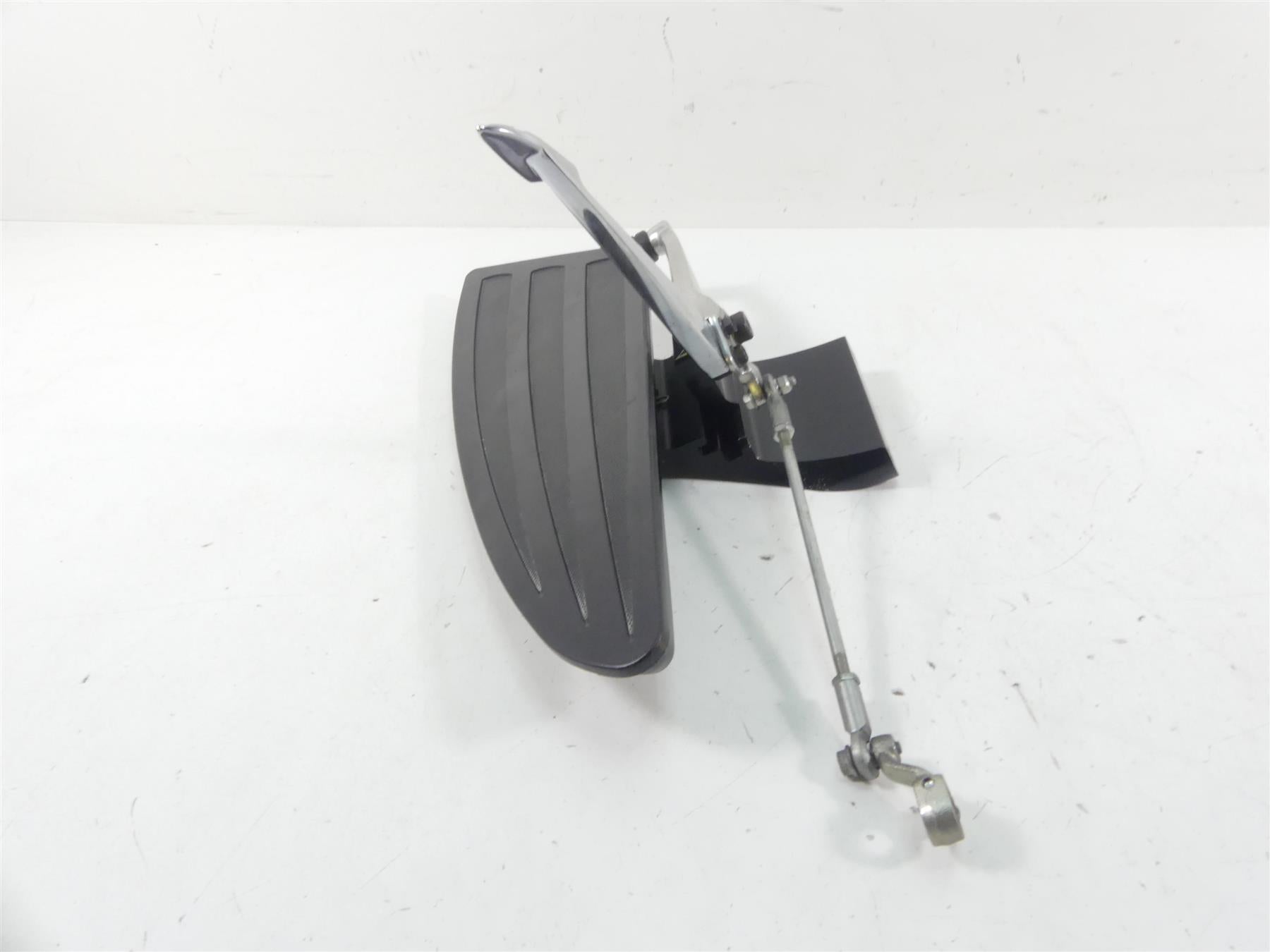 2011 Victory Vision Tour Left Front Floorboard Floor Board Shifter Set 5135045 {{ shop.shopifyCountryName }} - Mototech271