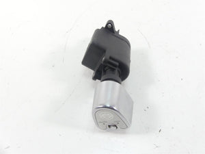2012 Harley Touring FLHTP Electra Glide Ignition Switch Knob - Read 71572-06