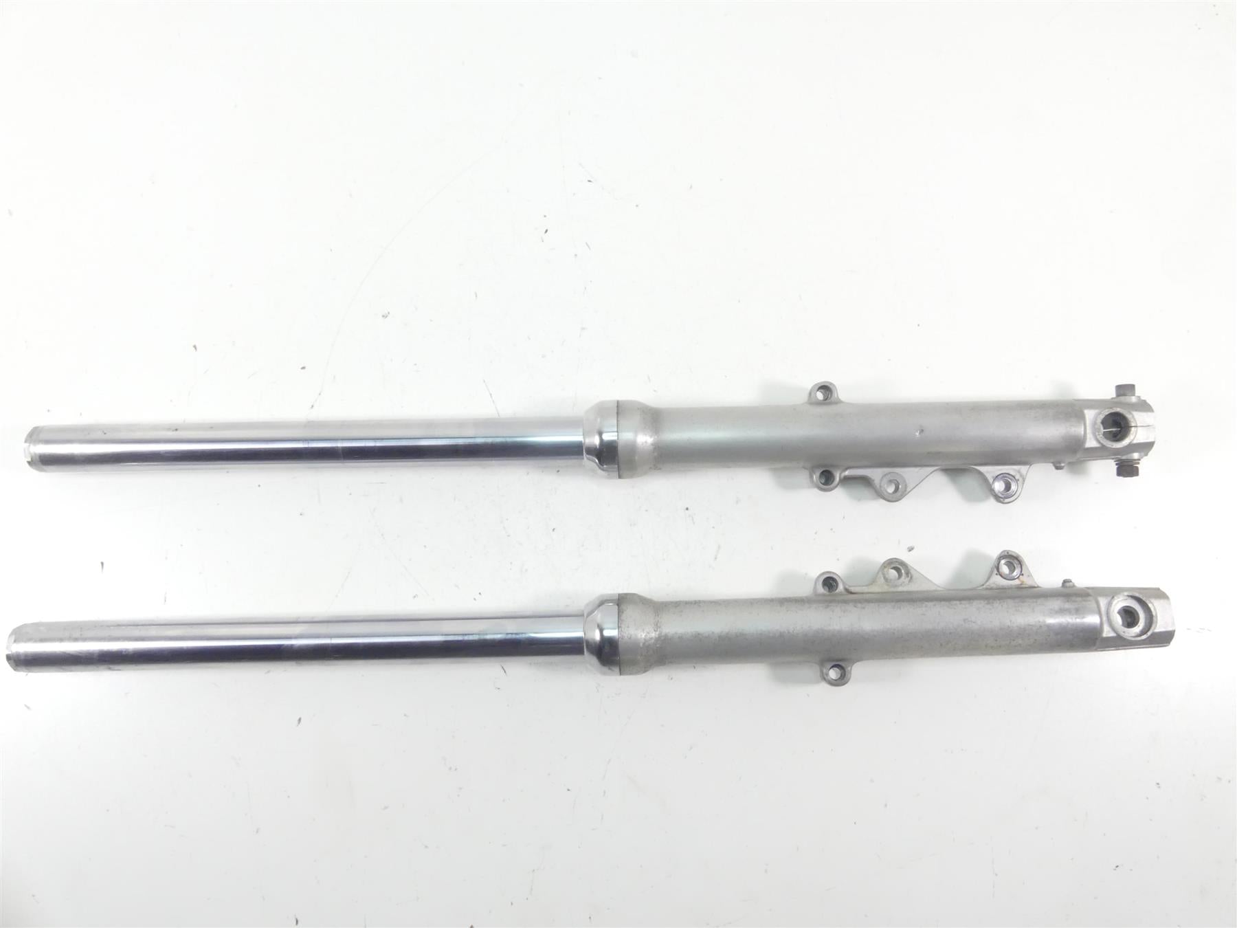 1998 Harley Dyna FXDL Low Rider Showa 39mm Dual Disc Front Fork Leg Set 45952-90 {{ shop.shopifyCountryName }} - Mototech271