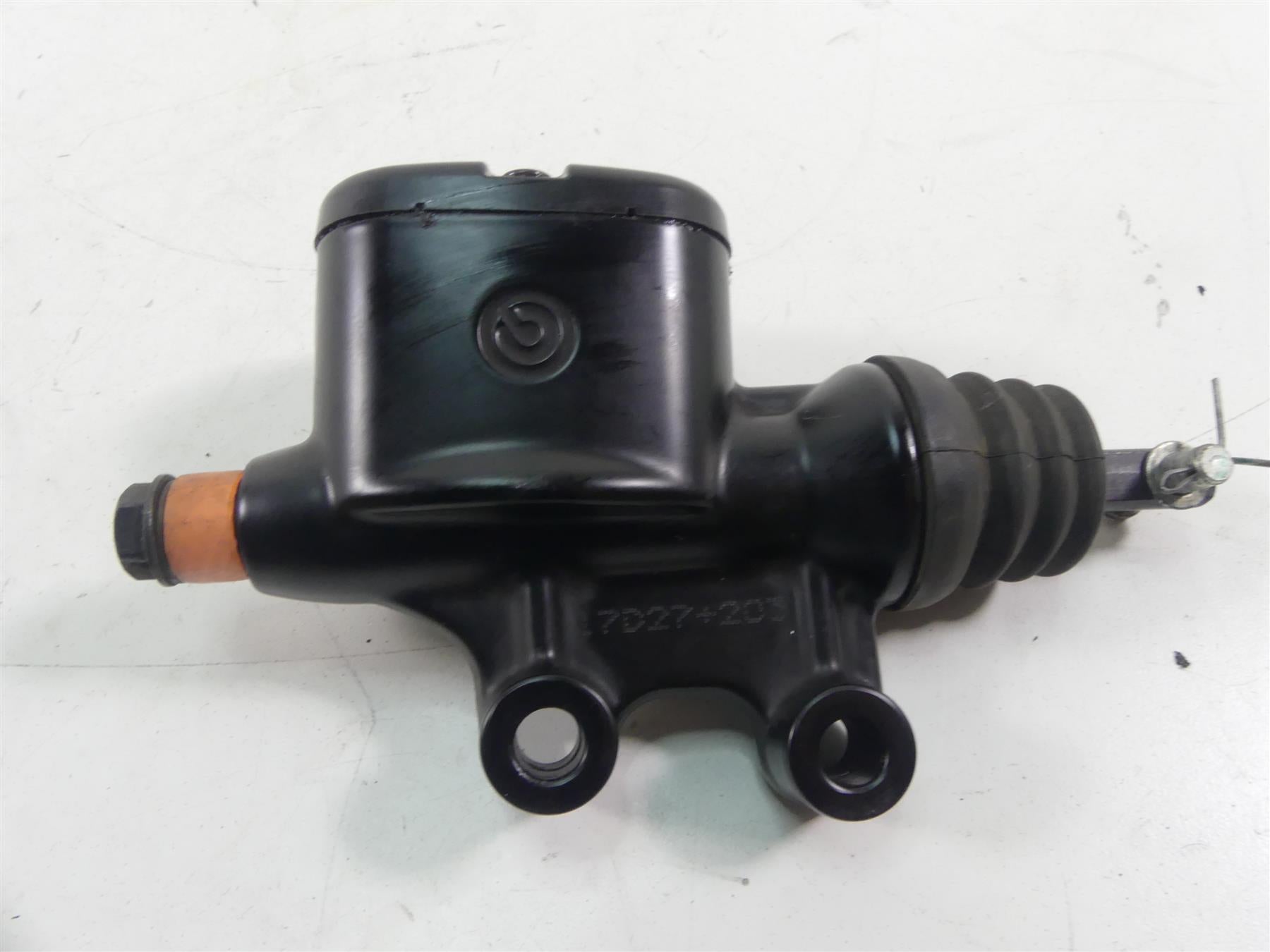 2017 Harley Touring FLHTKL Electra Glide Rear Brake Master Cylinder 41700028A {{ shop.shopifyCountryName }} - Mototech271