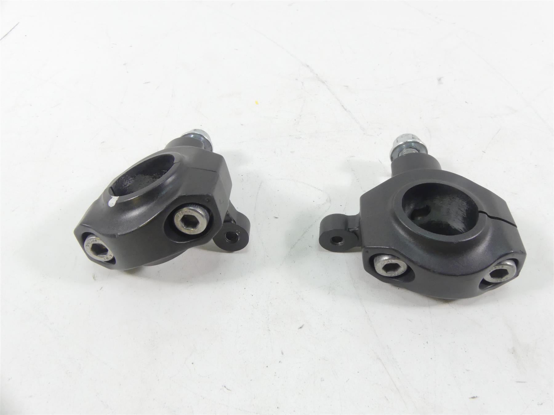2015 Yamaha MT09 FZ09 Handlebar Riser Holder Mount Set 1RC-24847-12-00 {{ shop.shopifyCountryName }} - Mototech271
