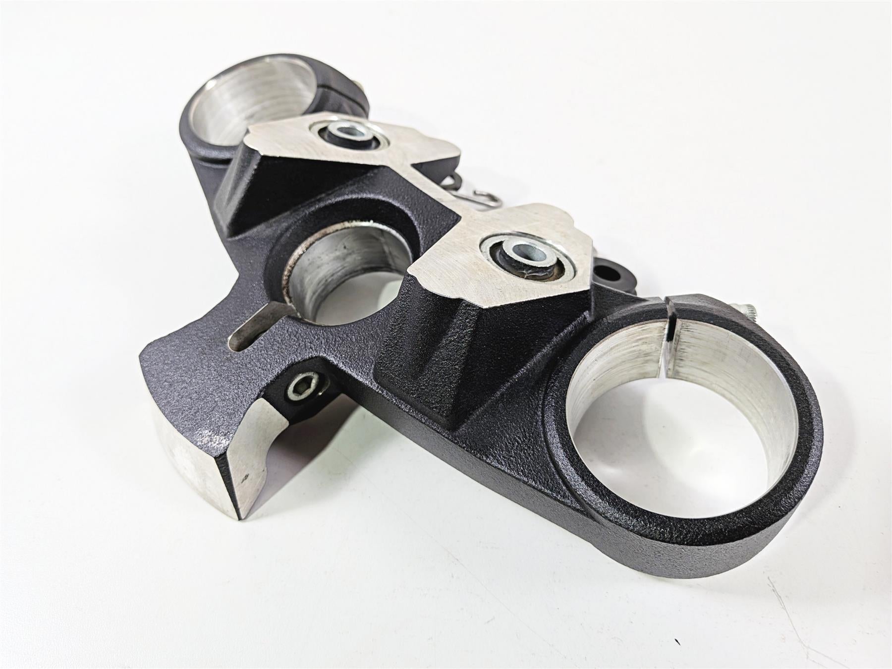 2011 Ducati Streetfighter 1098 S Upper Triple Tree Clamp Ohlins 53mm 34120712AA {{ shop.shopifyCountryName }} - Mototech271