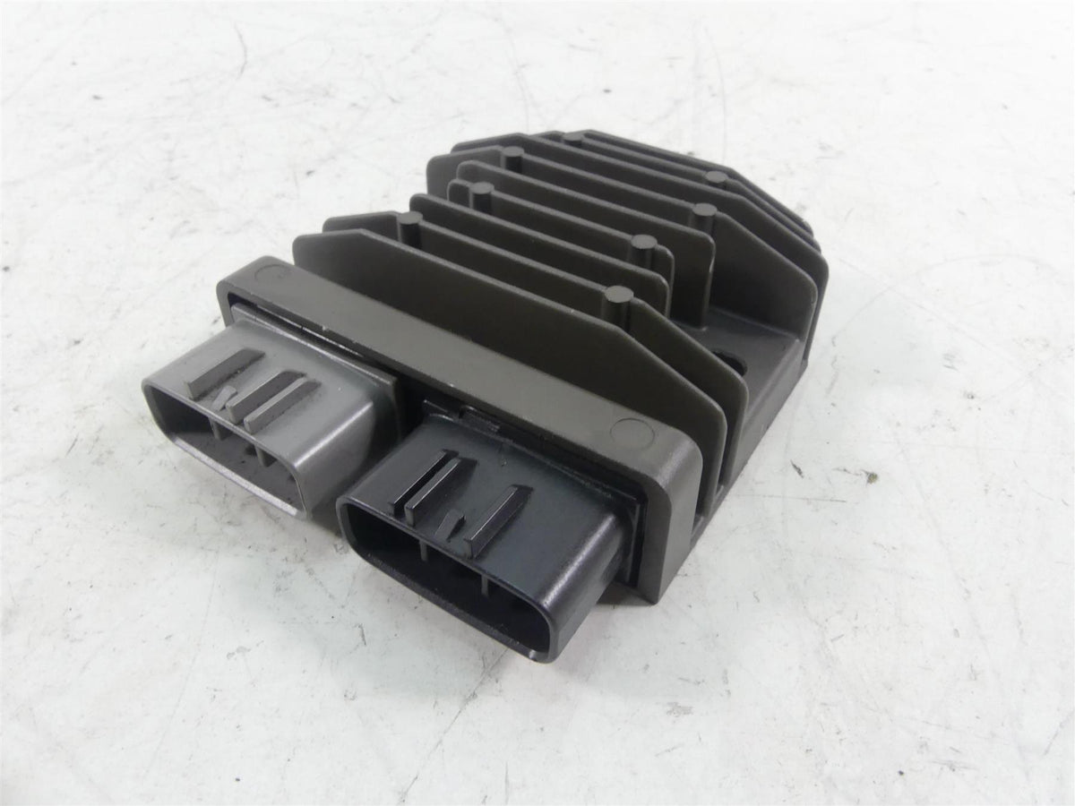 2017 Ducati 939 S Supersport Rectifier Voltage Regulator FH020AA 54040301B {{ shop.shopifyCountryName }} - Mototech271