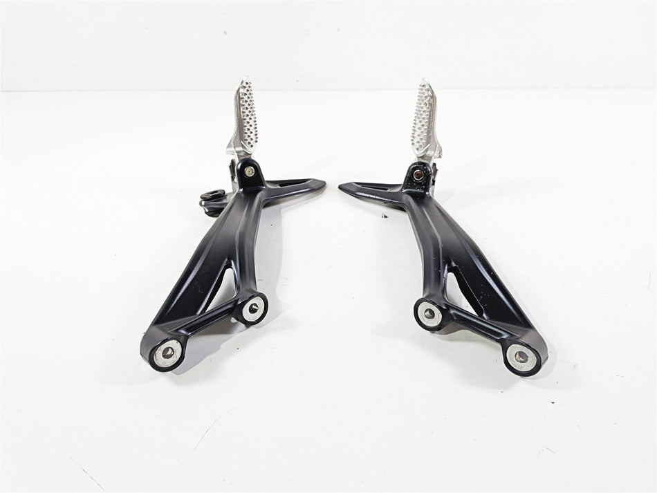 2025 CFMoto 450 SS Left Right Rear Passenger Footpegs 6AQV-140200-1001-0D300 {{ shop.shopifyCountryName }} - Mototech271