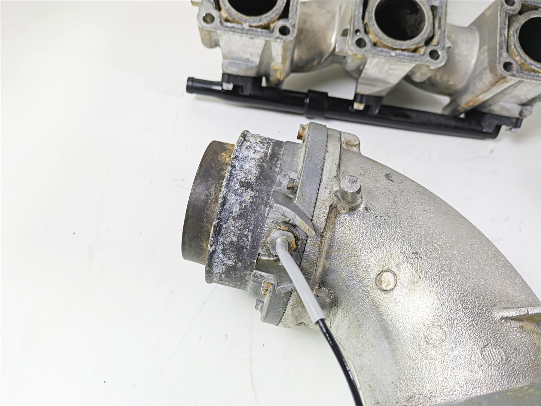 2006 Yamaha GP1300R Waverunner Full Exhaust Header Chamber Set 68N-41123-00-94 {{ shop.shopifyCountryName }} - Mototech271