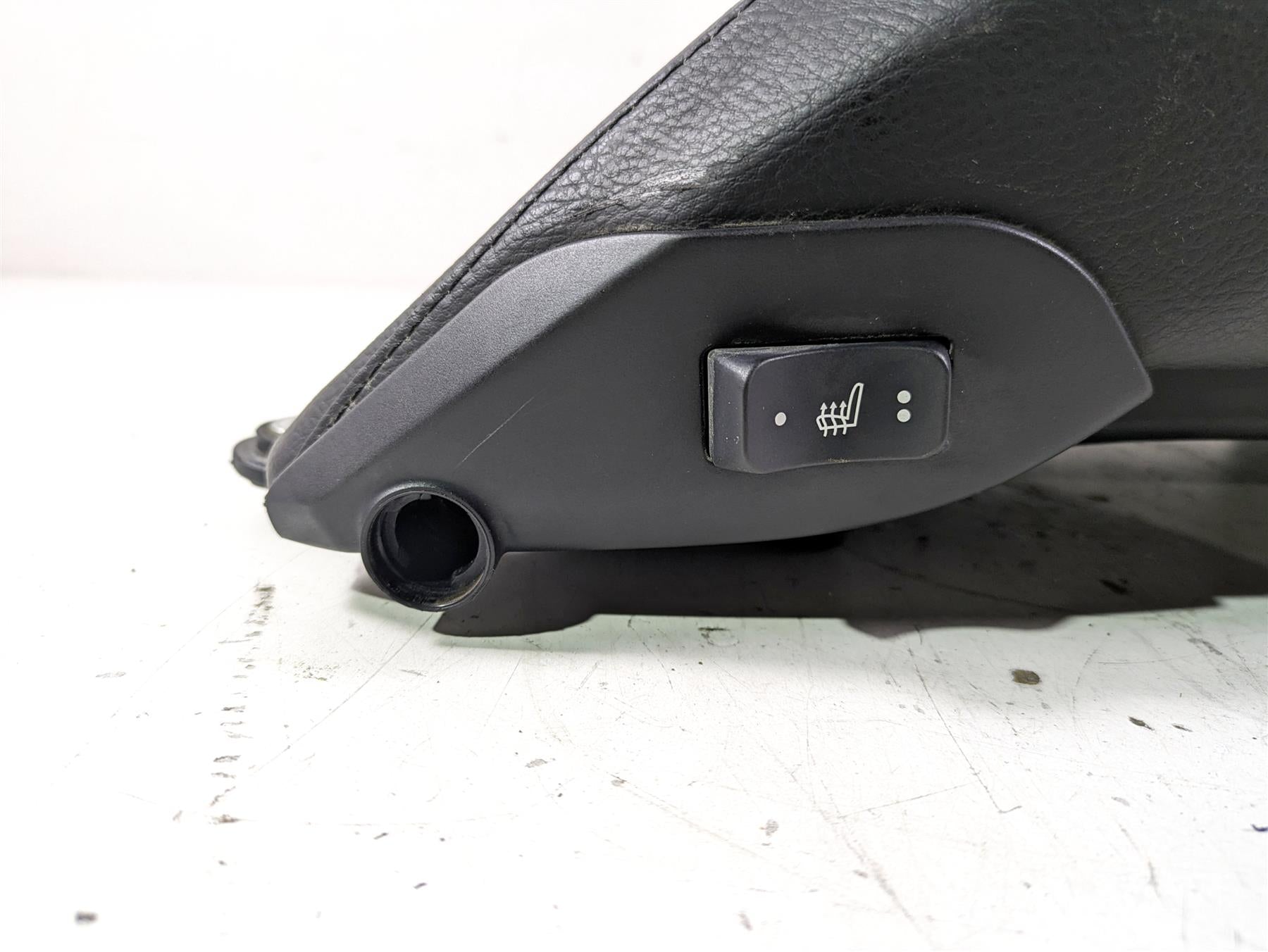 2022 BMW R1250 RT K052 Rear Heated Passenger Seat Saddle 52538395545 {{ shop.shopifyCountryName }} - Mototech271