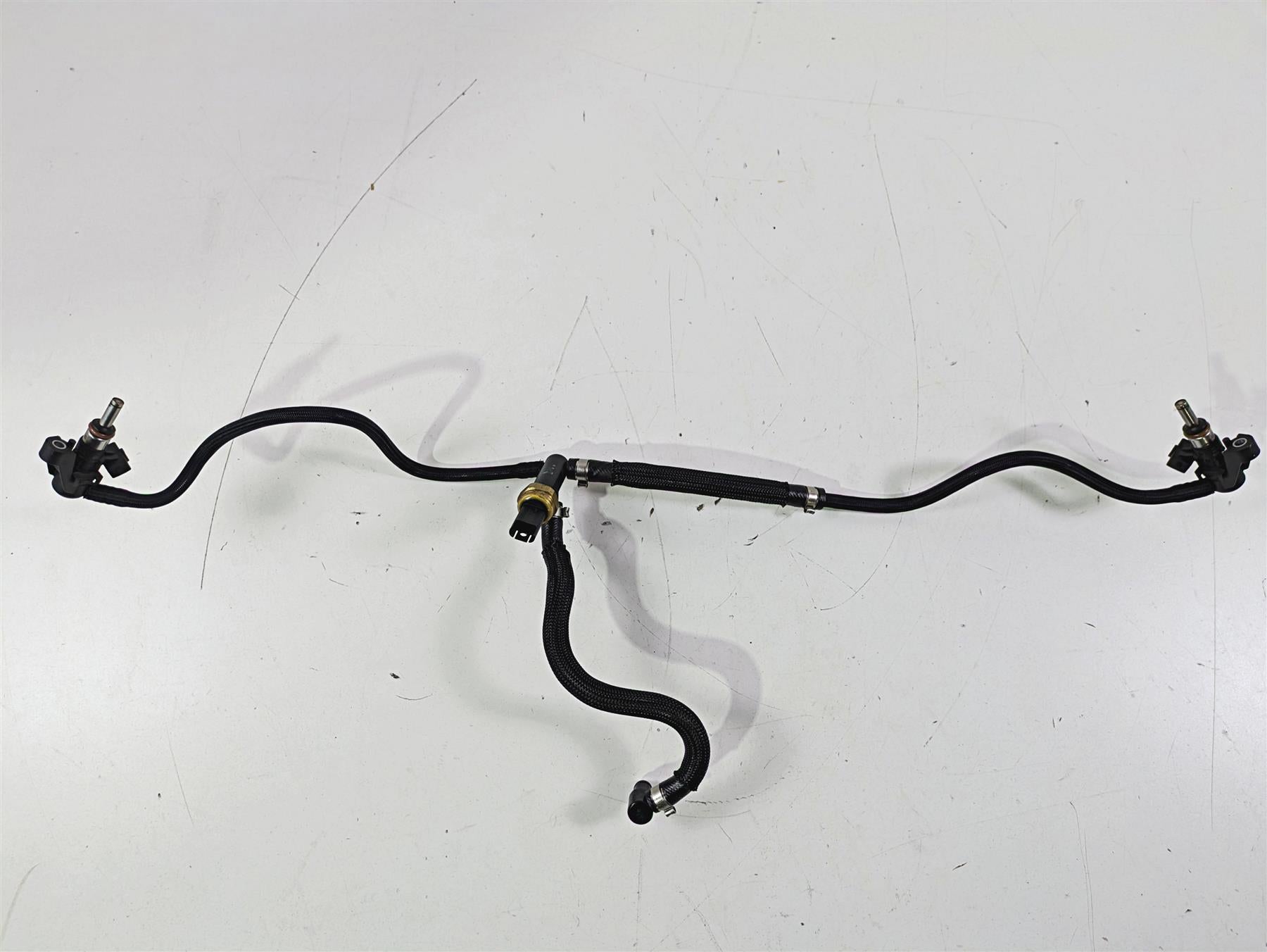 2016 BMW R1200RS K54 Fuel Injectors & Line Set 13617672335 {{ shop.shopifyCountryName }} - Mototech271