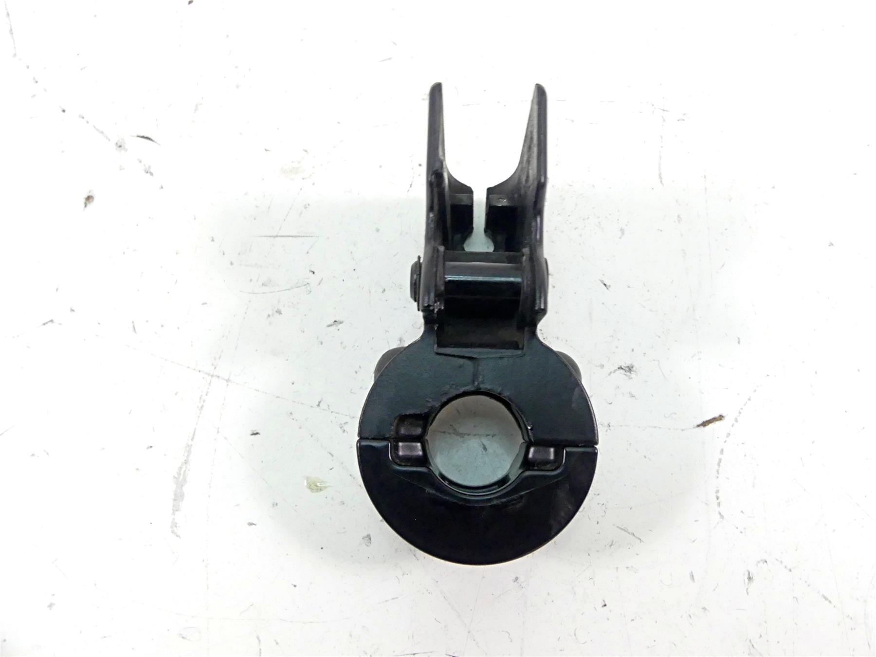 2011 Harley Touring FLTRX Road Glide Clutch Perch 38700-08A {{ shop.shopifyCountryName }} - Mototech271