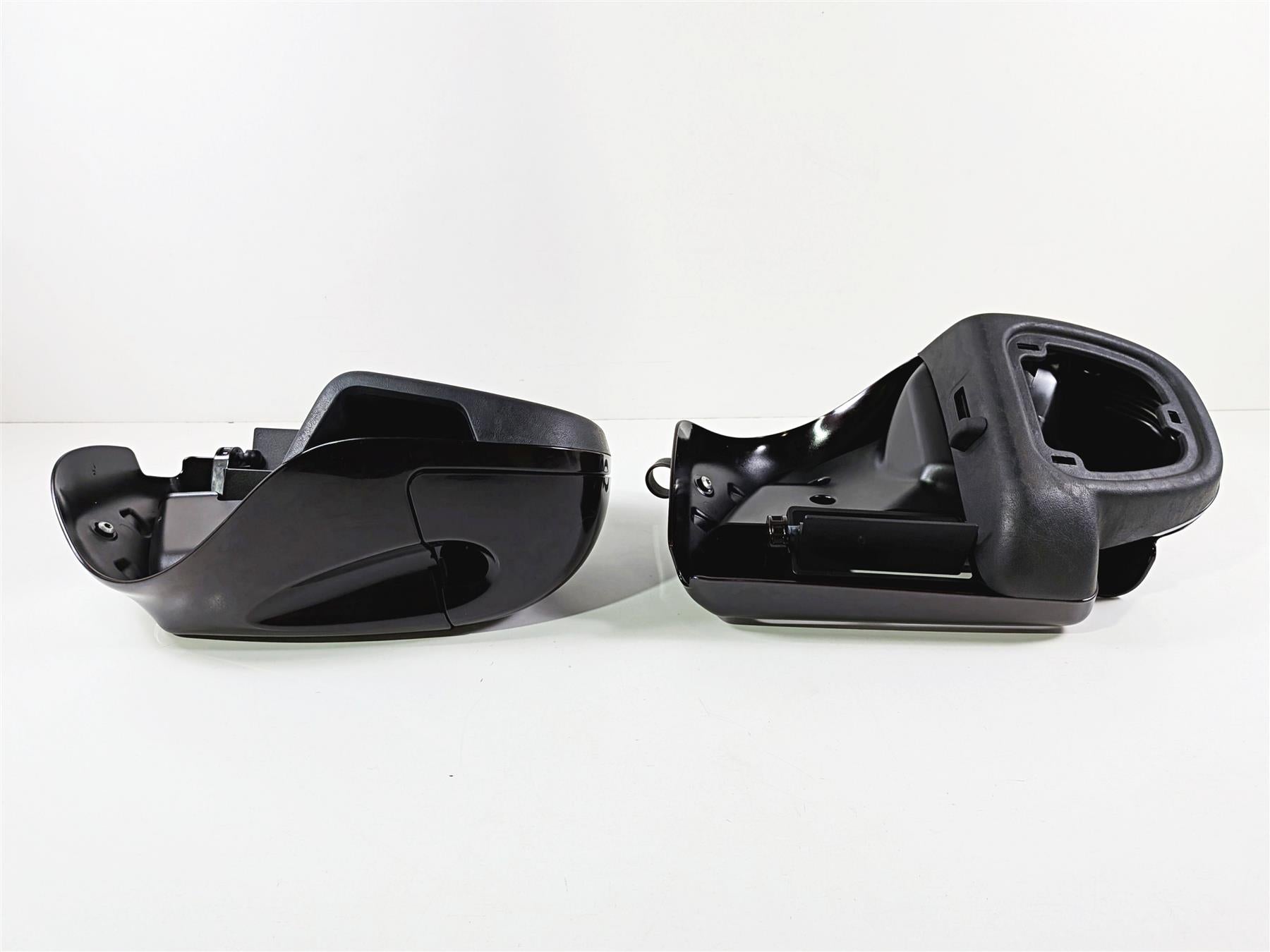 2014 Harley Touring FLHTK Electra Glide Lower Leg Fairing Cover Set 57100112-Mototech271