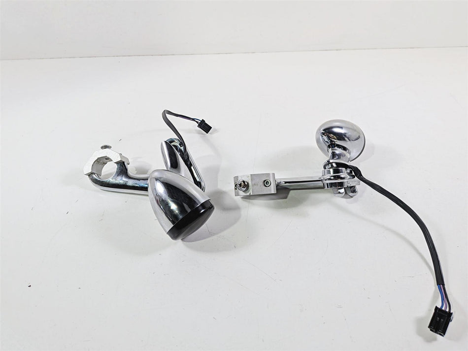 2004 Harley Touring FLTRI Road Glide Front Blinker Turn Signal & Mount 69550-04-Mototech271