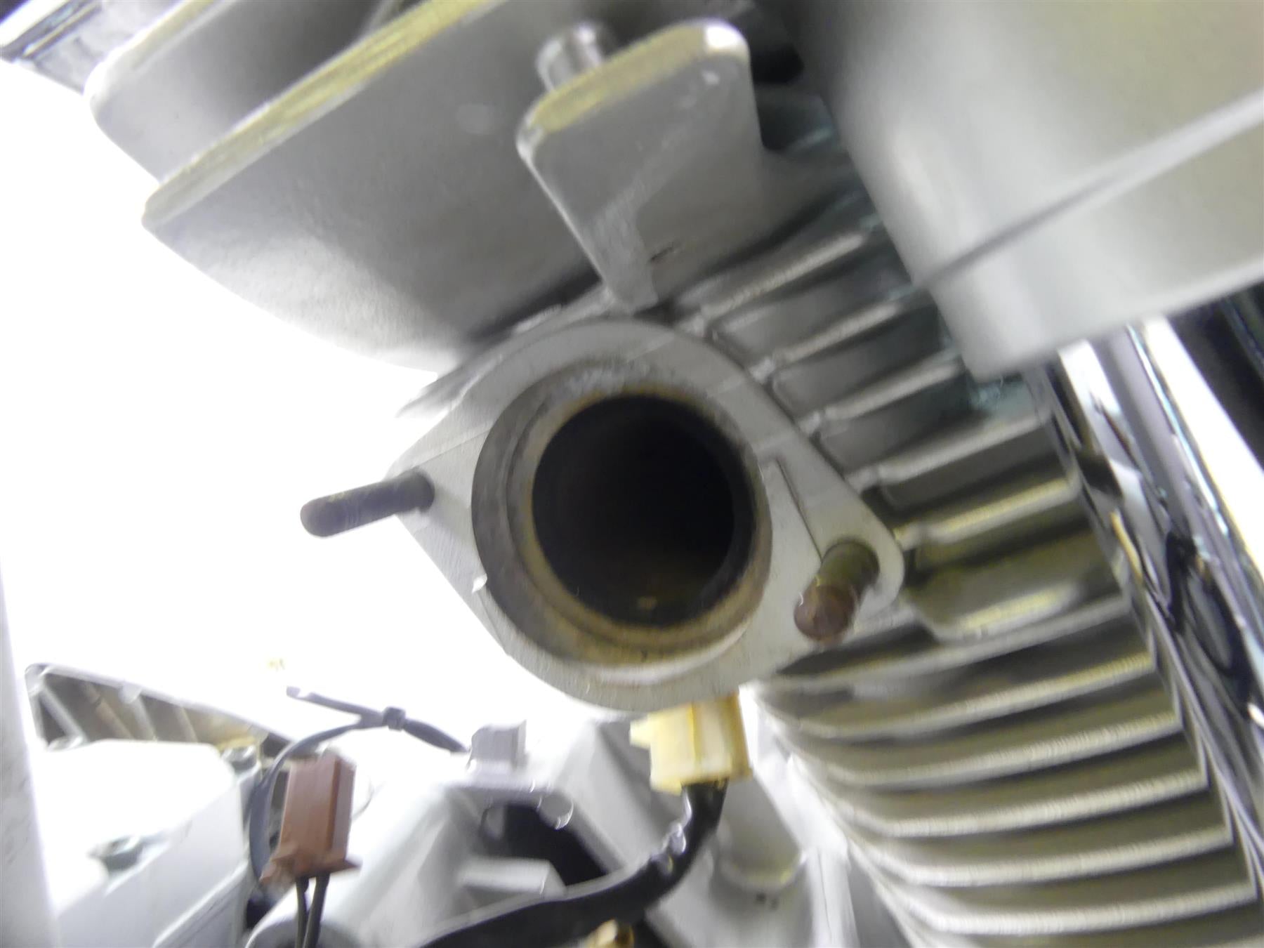 2001 Yamaha XV1600 Road Star Running Engine Motor 14K - Video 4WM-15100-00-00 {{ shop.shopifyCountryName }} - Mototech271
