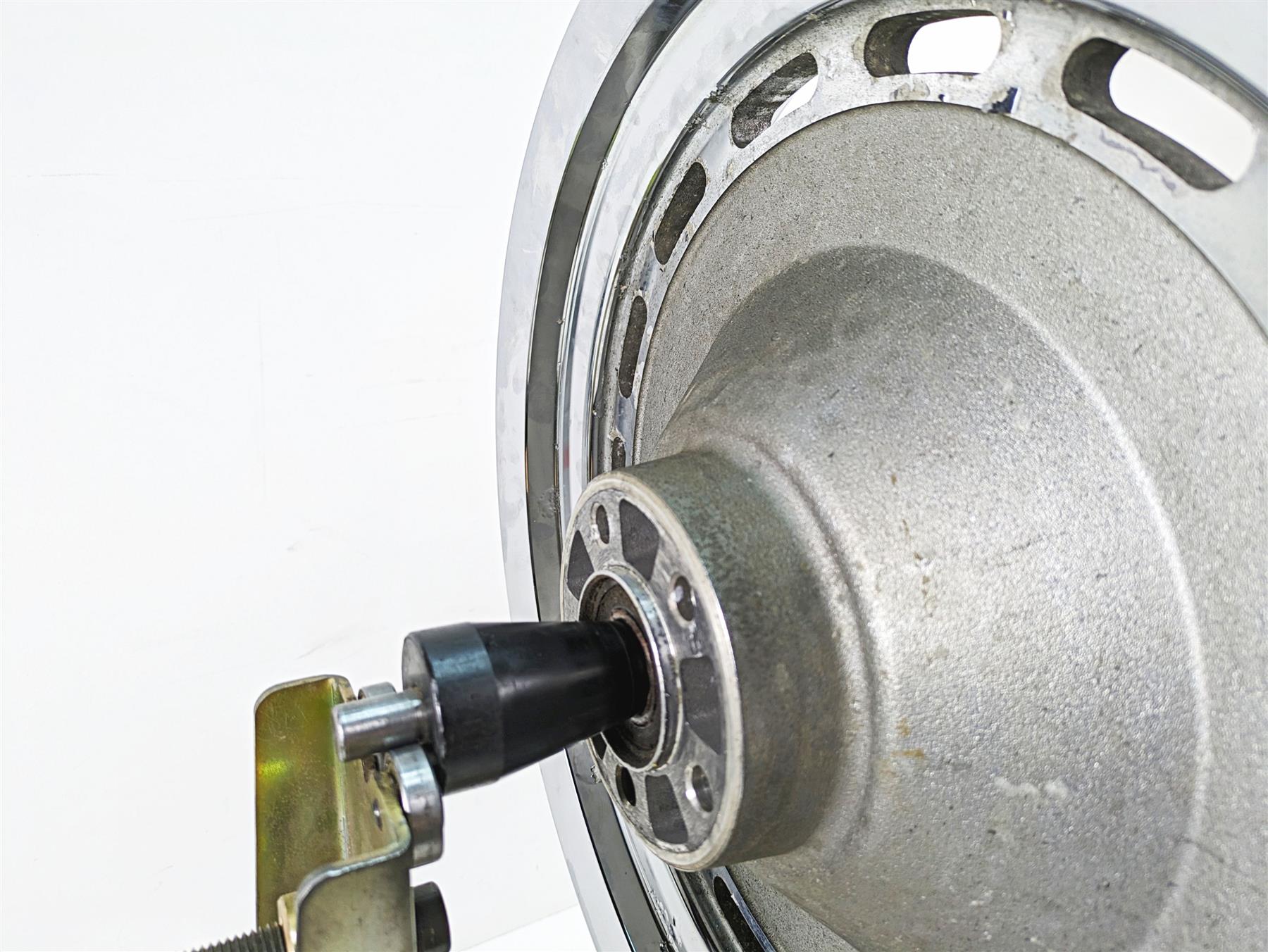 2006 Harley Sportster XL1200 Straight 16x3 Rear Wheel Cast Rim 41013-00A {{ shop.shopifyCountryName }} - Mototech271