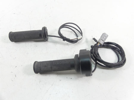 2020 Ducati Multistrada 1260 Enduro Heated Grip & Throttle Control Set 66020121B {{ shop.shopifyCountryName }} - Mototech271