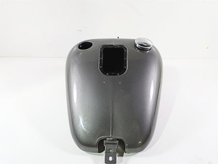 2009 Harley FLSTSB Cross Bones Fuel Gas Petrol Tank - Read 61000800 {{ shop.shopifyCountryName }} - Mototech271