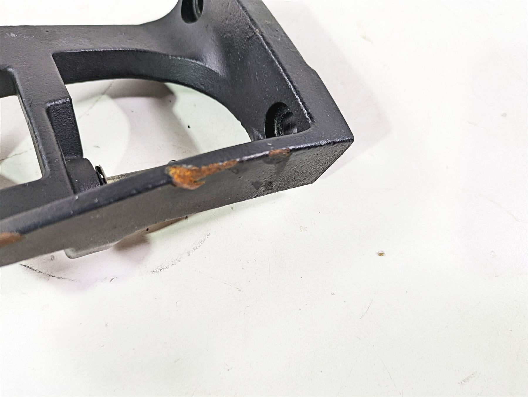 2019 Indian Chieftain Limited Left Floorboard Floor Board Mount 5138351-626 {{ shop.shopifyCountryName }} - Mototech271