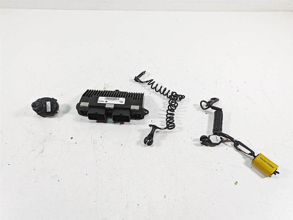 2016 Seadoo RXT 260 Cdi Ecu Ecm Engine Module & Dess Switch Key 420666536 {{ shop.shopifyCountryName }} - Mototech271
