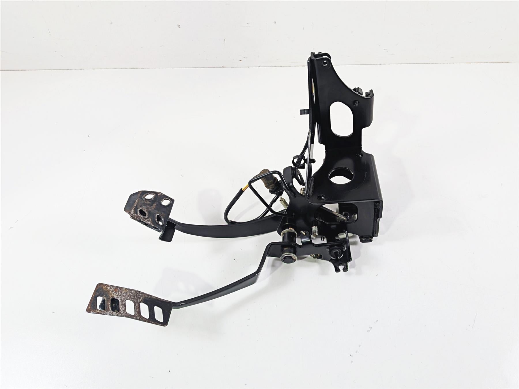 2017 Yamaha YXZ1000R EPS SS Foot Brake Accelerate Pedal Set B57-F2548-00-00 {{ shop.shopifyCountryName }} - Mototech271