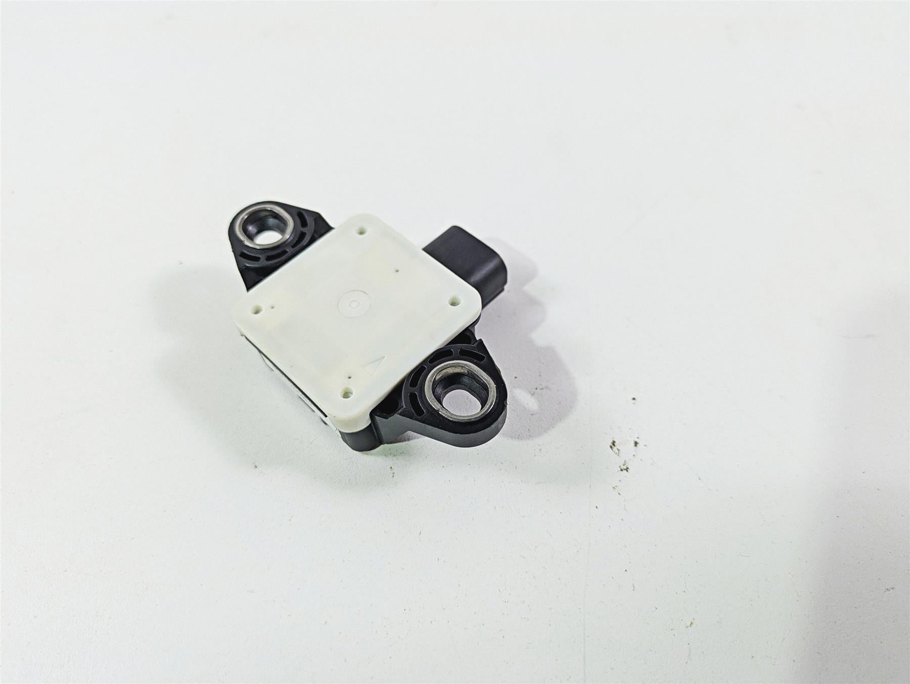 2022 Ducati Streetfighter V2 Fall Lean Angle Sensor Bosch 38540093B {{ shop.shopifyCountryName }} - Mototech271
