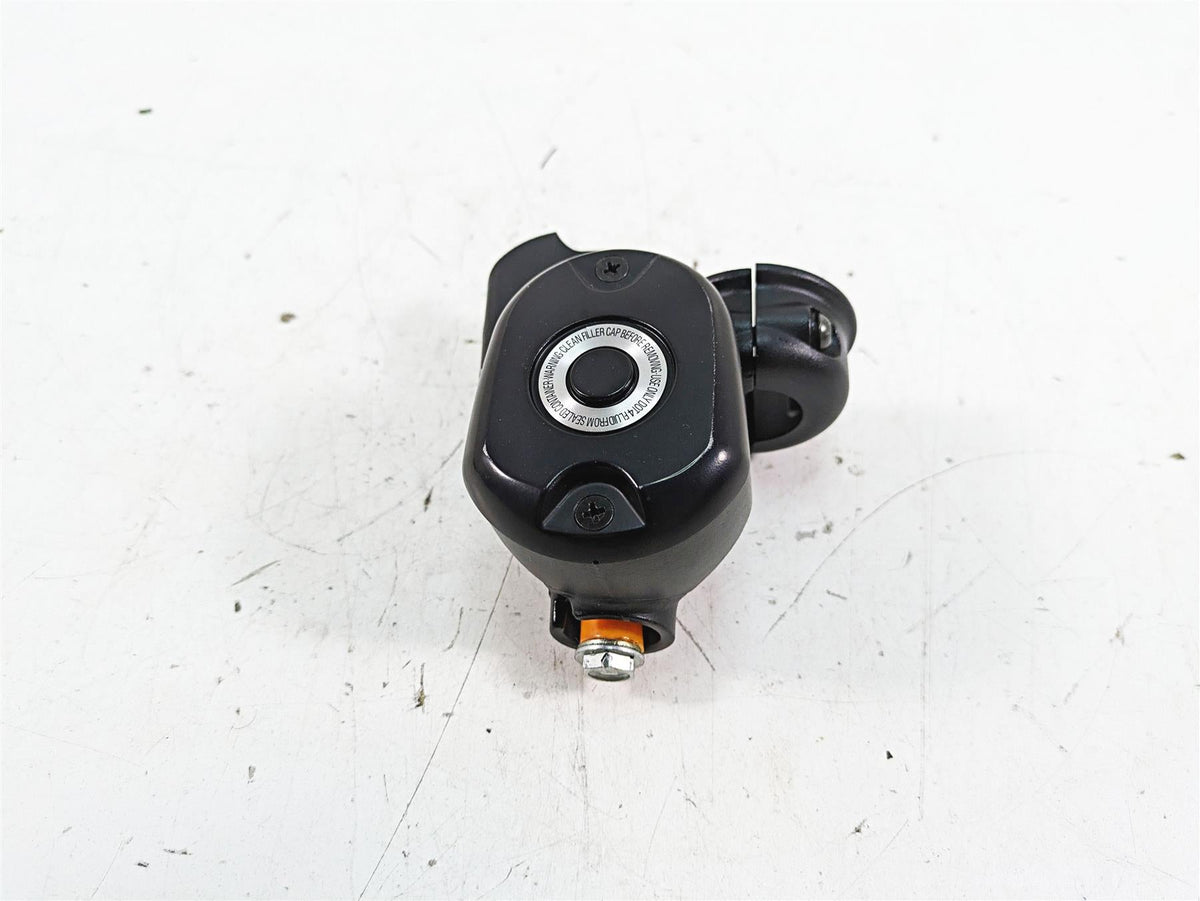 2017 Harley XL883 N Sportster Iron Front Brake Master Cylinder 1/2" 41700099 {{ shop.shopifyCountryName }} - Mototech271