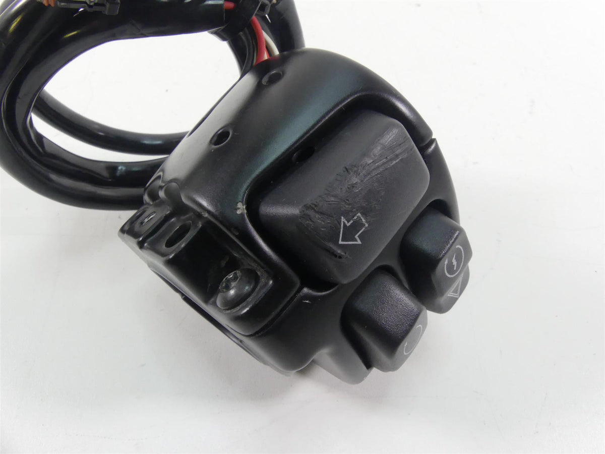 2020 Harley Softail FXBB Street Bob Right Start Stop Control Switch 71500462 {{ shop.shopifyCountryName }} - Mototech271