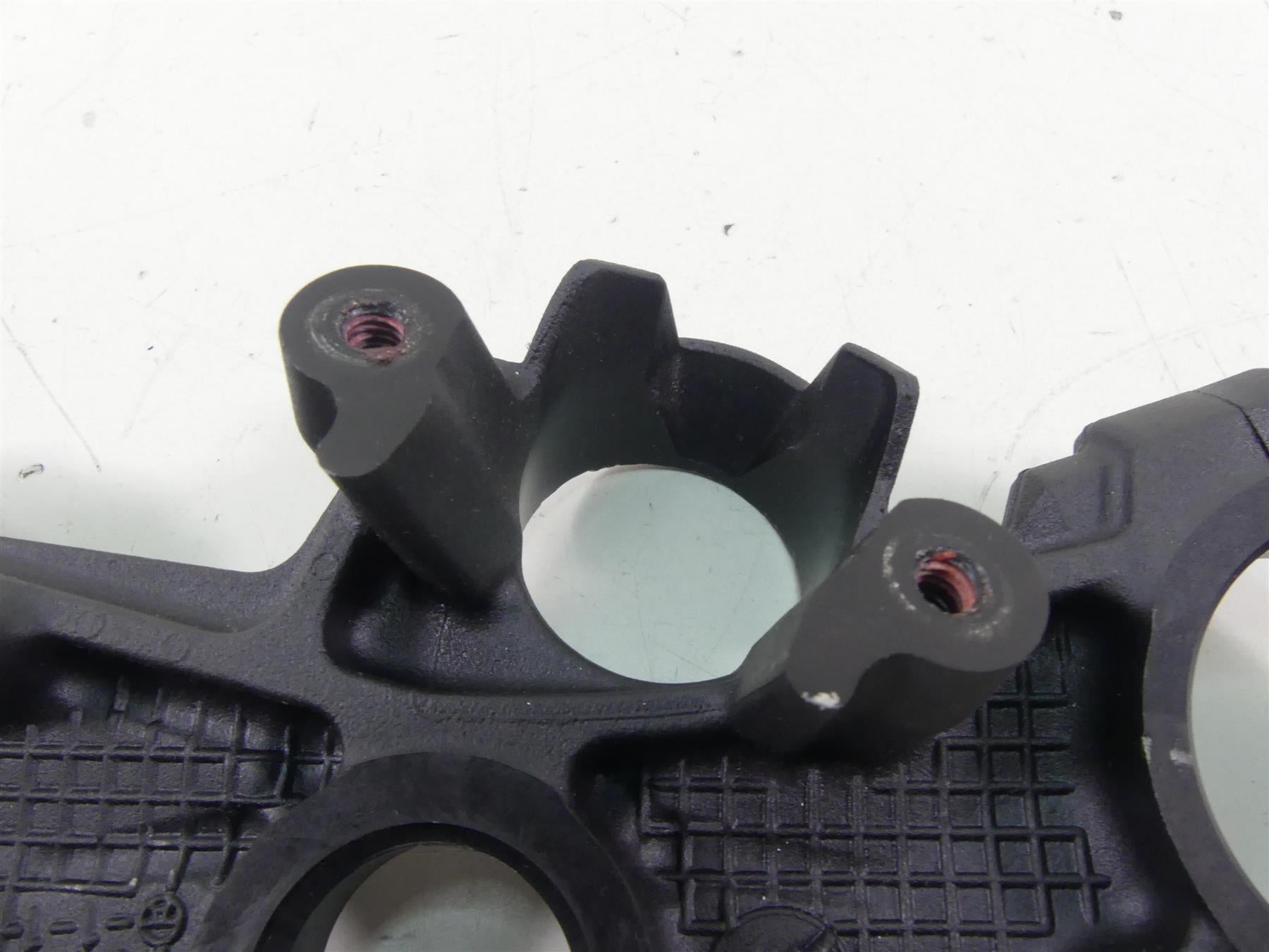 2013 Kawasaki ZX636 ZX6R Ninja Upper Triple Tree Steering Clamp 44039-0123-499 {{ shop.shopifyCountryName }} - Mototech271
