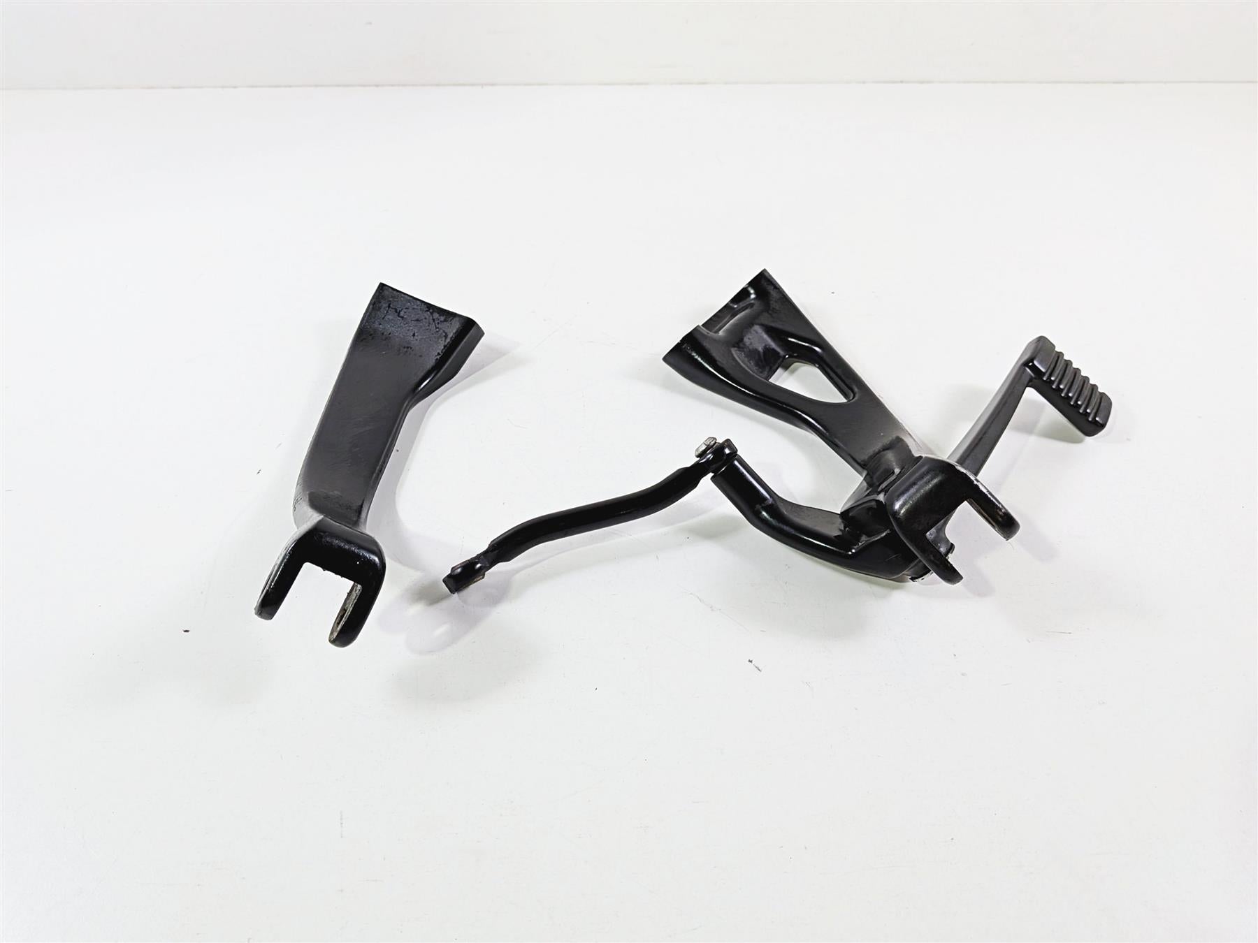 2022 Harley Softail FXLRST Low Rider Front Floorboard Mount Set 50500603 {{ shop.shopifyCountryName }} - Mototech271