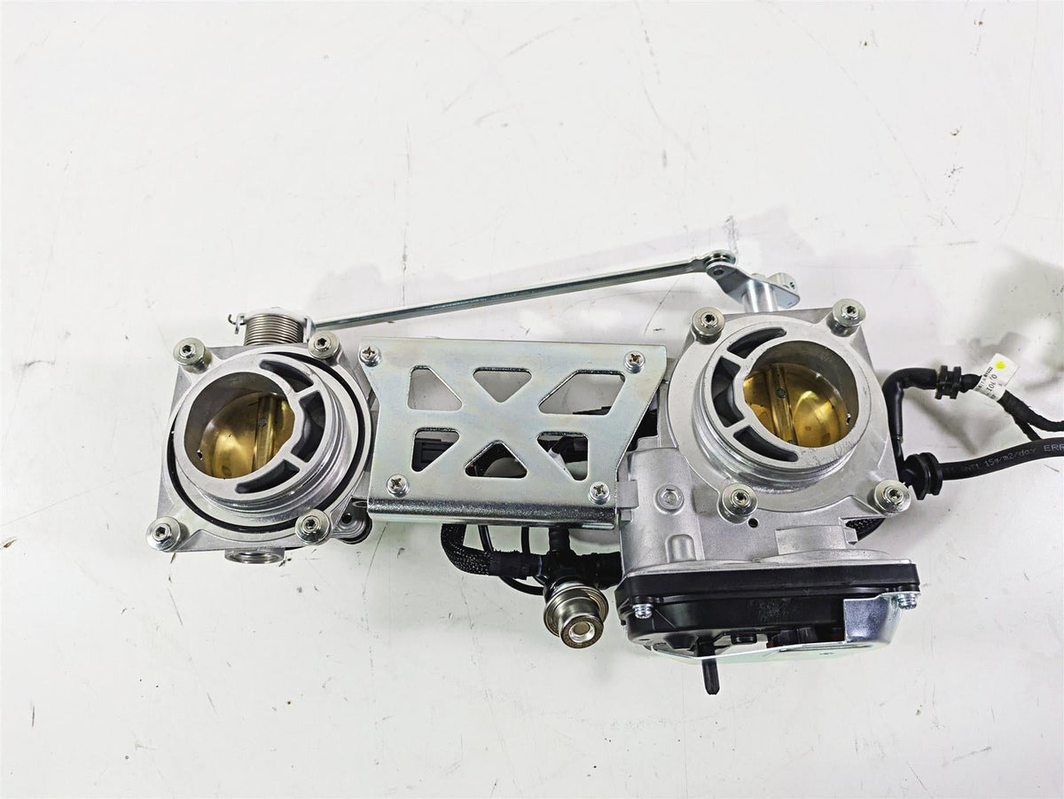 2023 Ducati Monster 937 SP Mikuni Throttle Body Bodies Set 28240932A {{ shop.shopifyCountryName }} - Mototech271