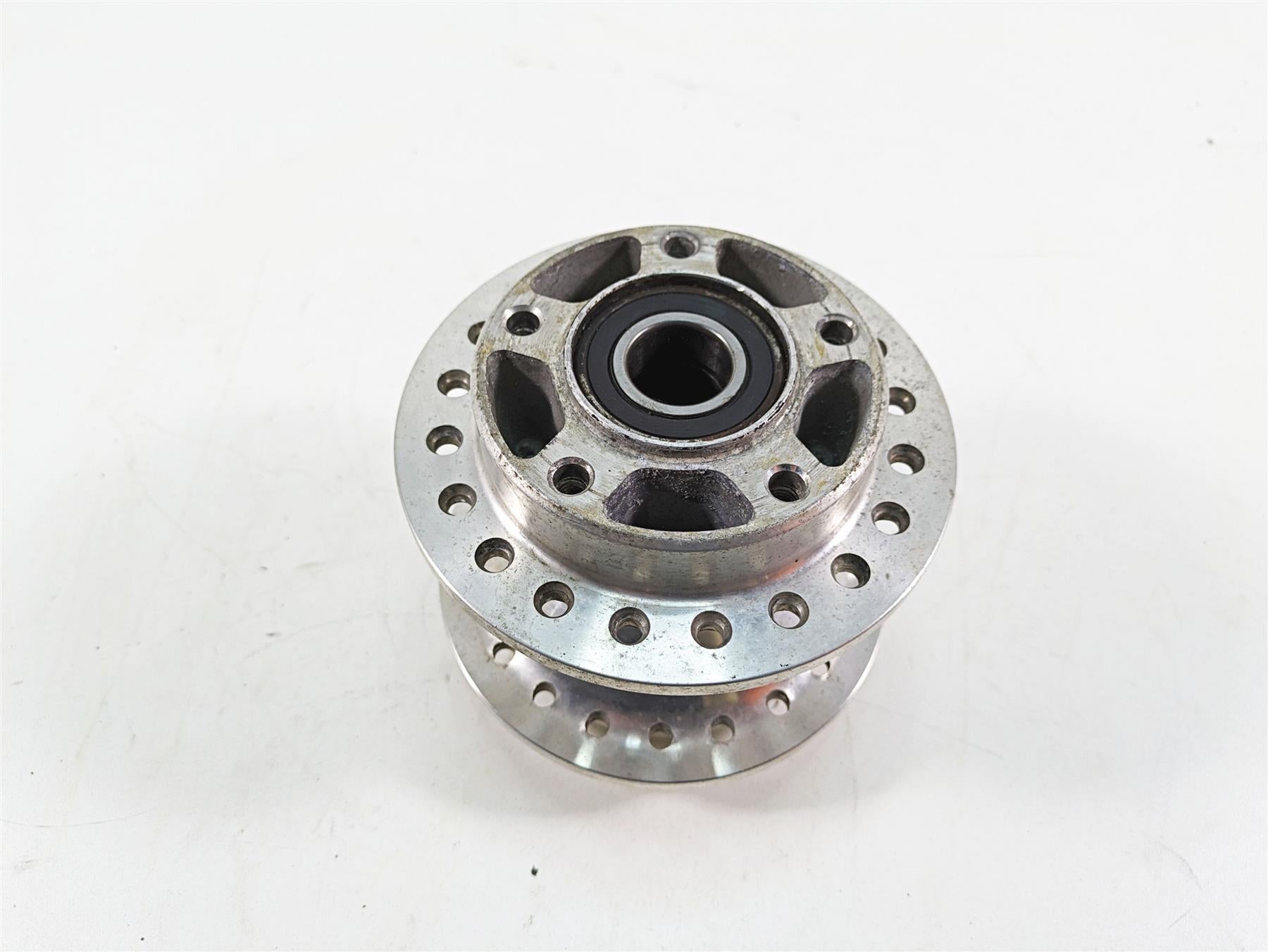 2009 Harley FXDC Dyna Super Glide Custom Front Spoke Wheel Hub 43105-08 {{ shop.shopifyCountryName }} - Mototech271