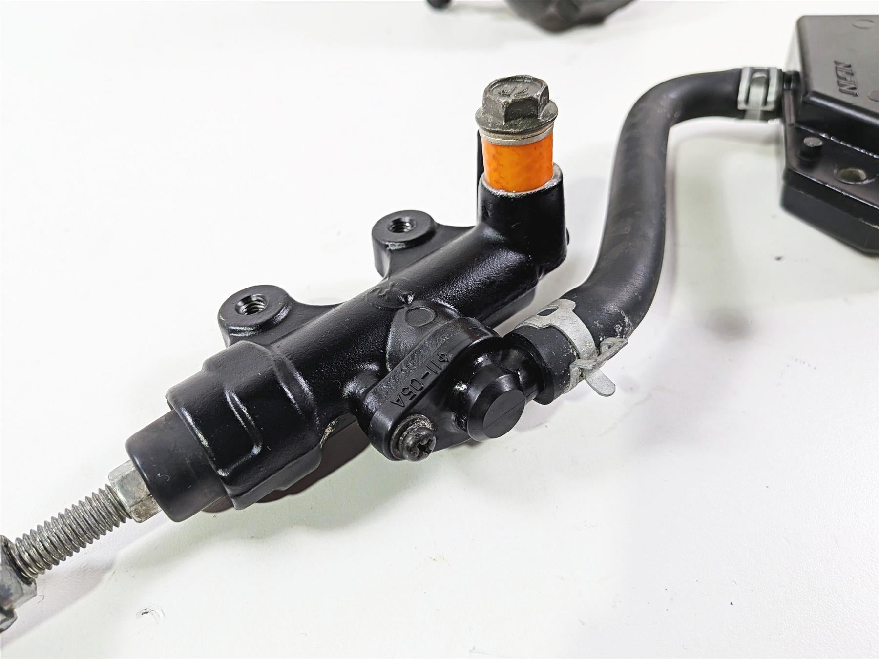 2006 Suzuki C90 VL1500T Boulevard Rear Brake Caliper & Mstr Cyl 69100-10F10-999 {{ shop.shopifyCountryName }} - Mototech271