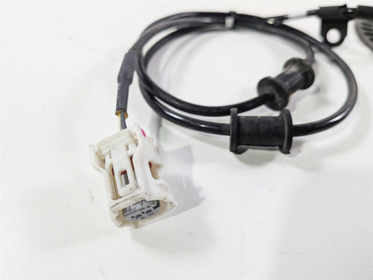 2023 Yamaha MT10 MTN1000 Front Abs Brake Wheel Speed Sensor 2CR-85970-01-00 {{ shop.shopifyCountryName }} - Mototech271